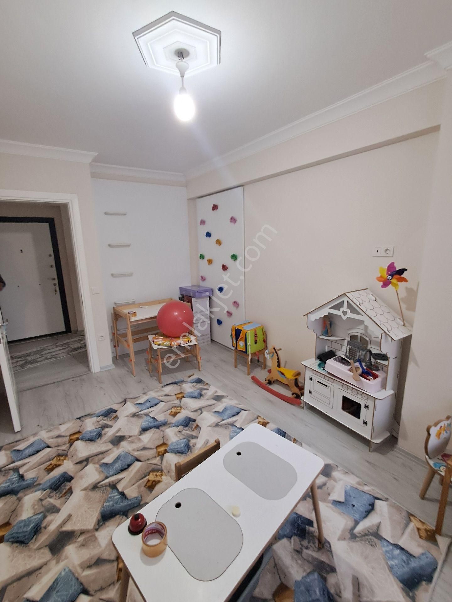 Taşyakada Kiralik Asansörlü 2+1 Daıre Kapalı Otoparklı - Görsel 11