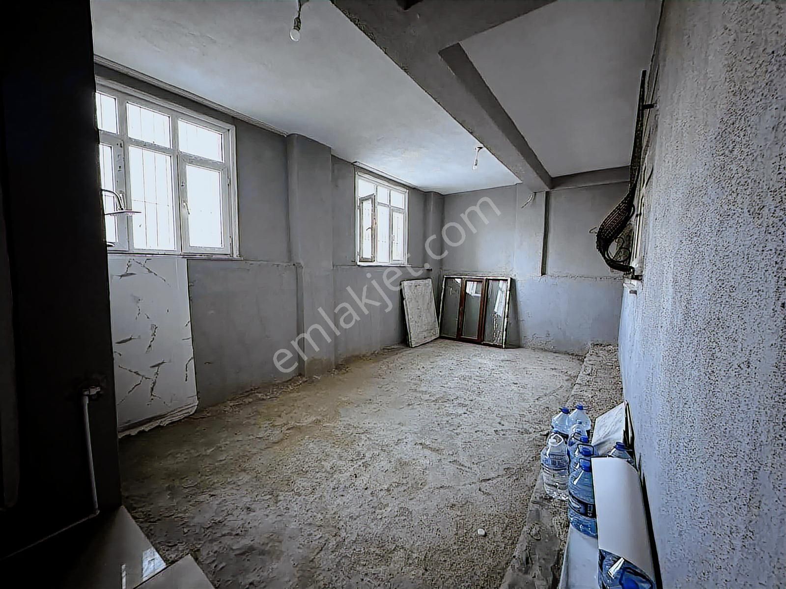 Arnavutköy Opet Arkası Kiralık 260 M2 Depolu Giriş Dükkan - Görsel 23