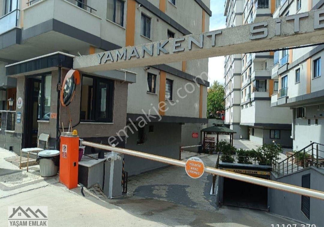 Ümraniye Merkez'de Çarşı Metroya Komşu Site İçinde Satılık - Görsel 16