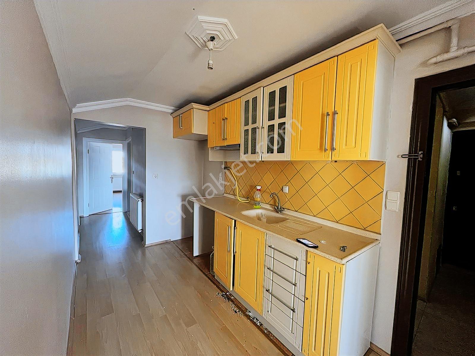 Yeniköy Bağlarmevkiinde Bakımlı 2+1 Kiralık Daire - Görsel 11