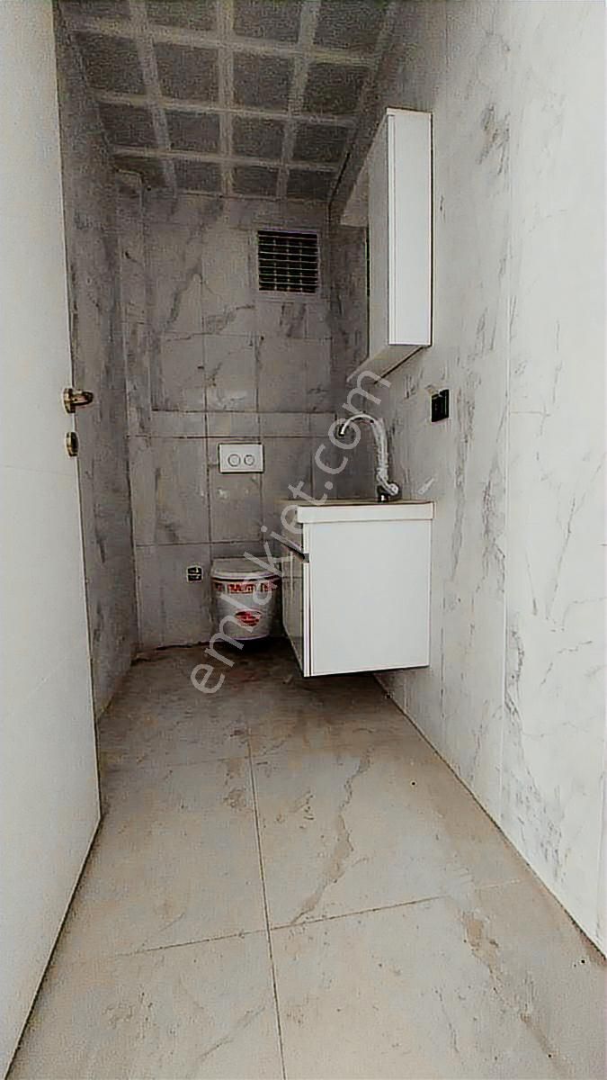 Özel Lokasyon Ve Cepheli Satılık Ofis Eski Sanayi İş Merkezinde - Görsel 2