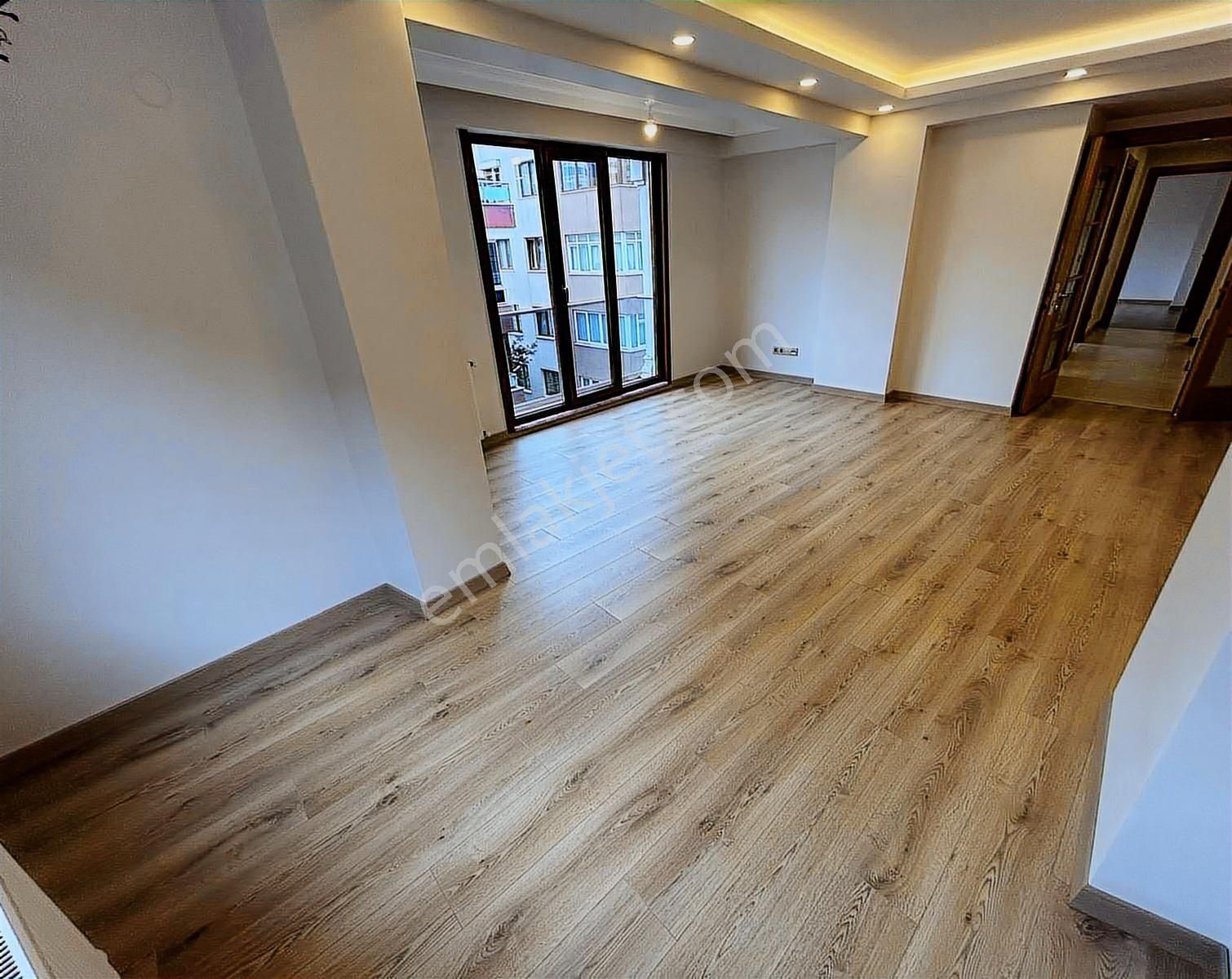 _ala_küçükyalı Merkez'de Ön Cephe Lüx Yapılı 3+1 Daire - Görsel 30