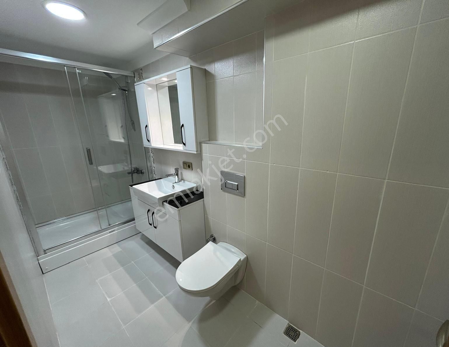 _ala_küçükyalı Merkez'de Ön Cephe Lüx Yapılı 3+1 Daire - Görsel 9