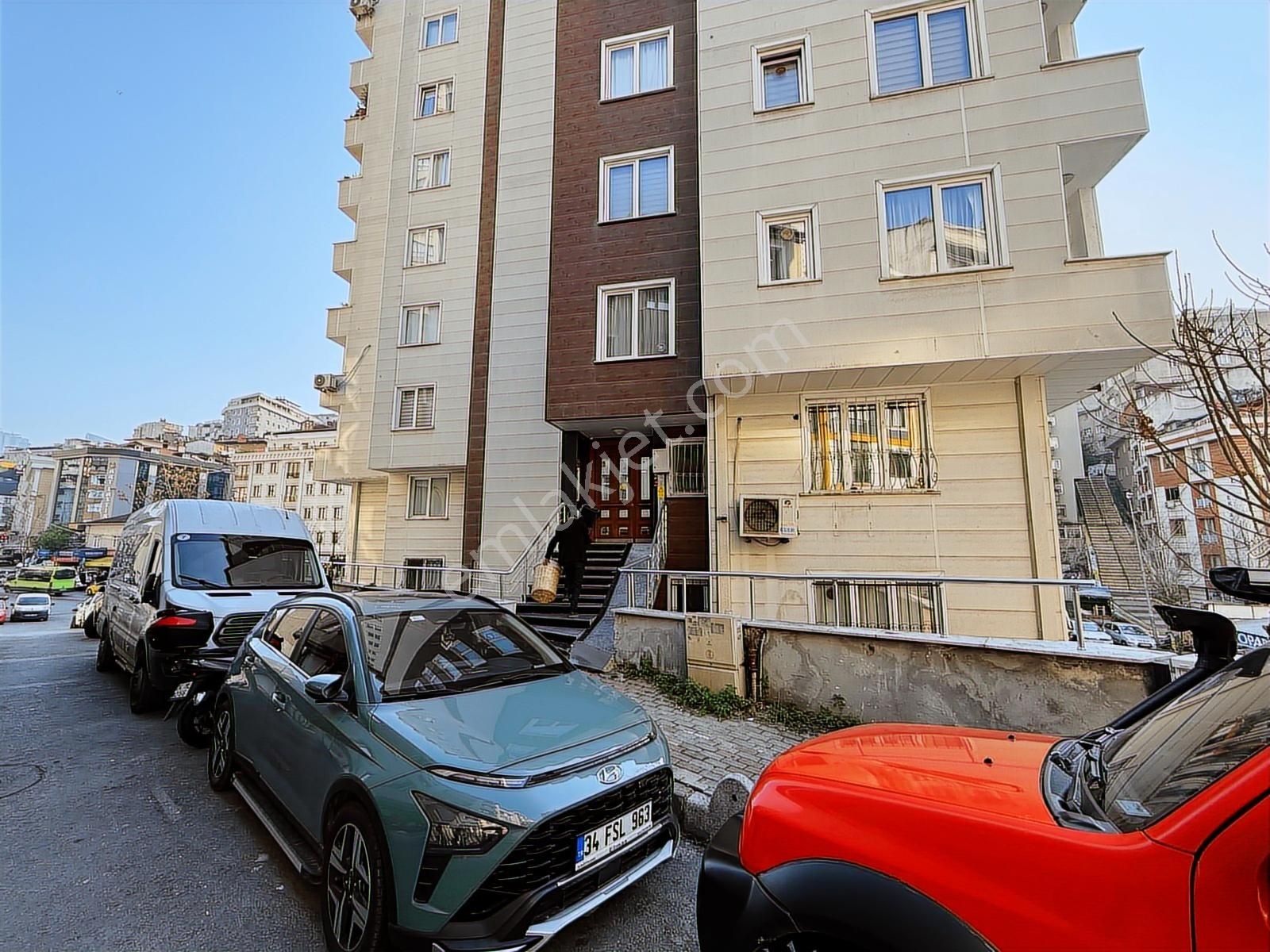 Merkezi Konumda, Ayrı Mutfaklı, Yeni Binada Asansörlü Ve Otopark - Görsel 7