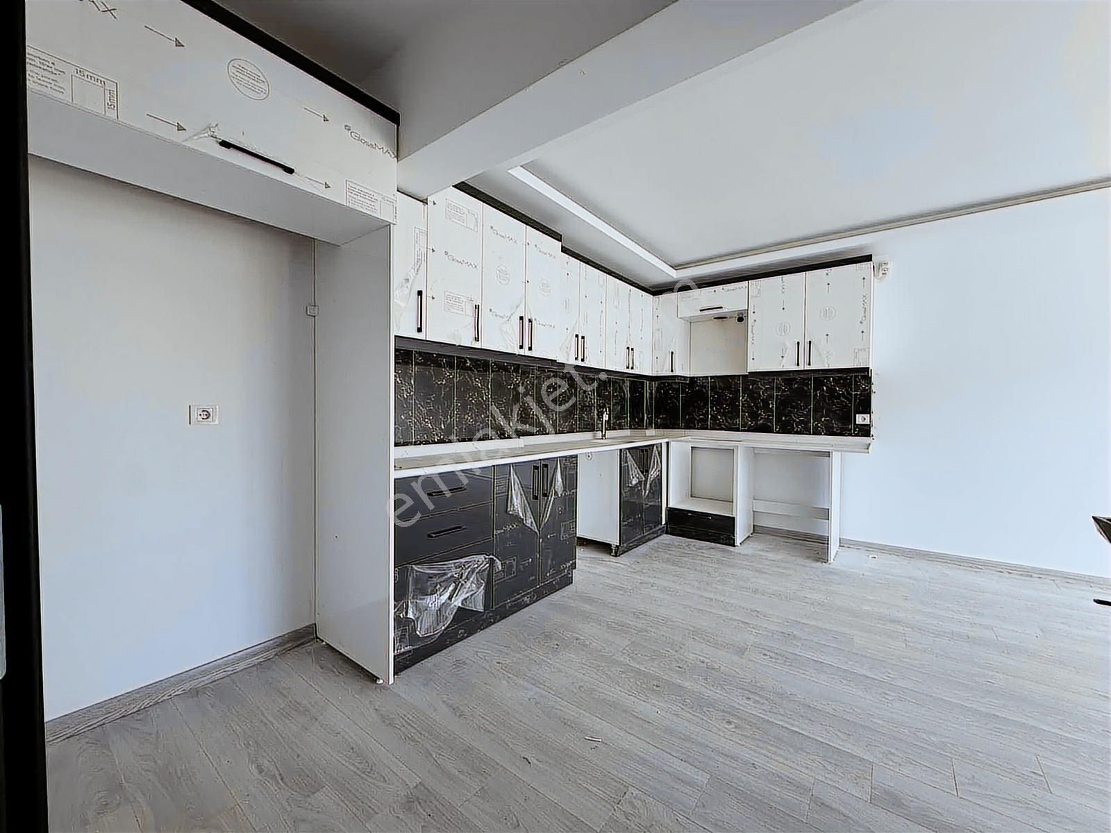 ▀▄merkez▀▄samsun Yolu Yakını 3.kat 2+1 80m2 Satılık Daire