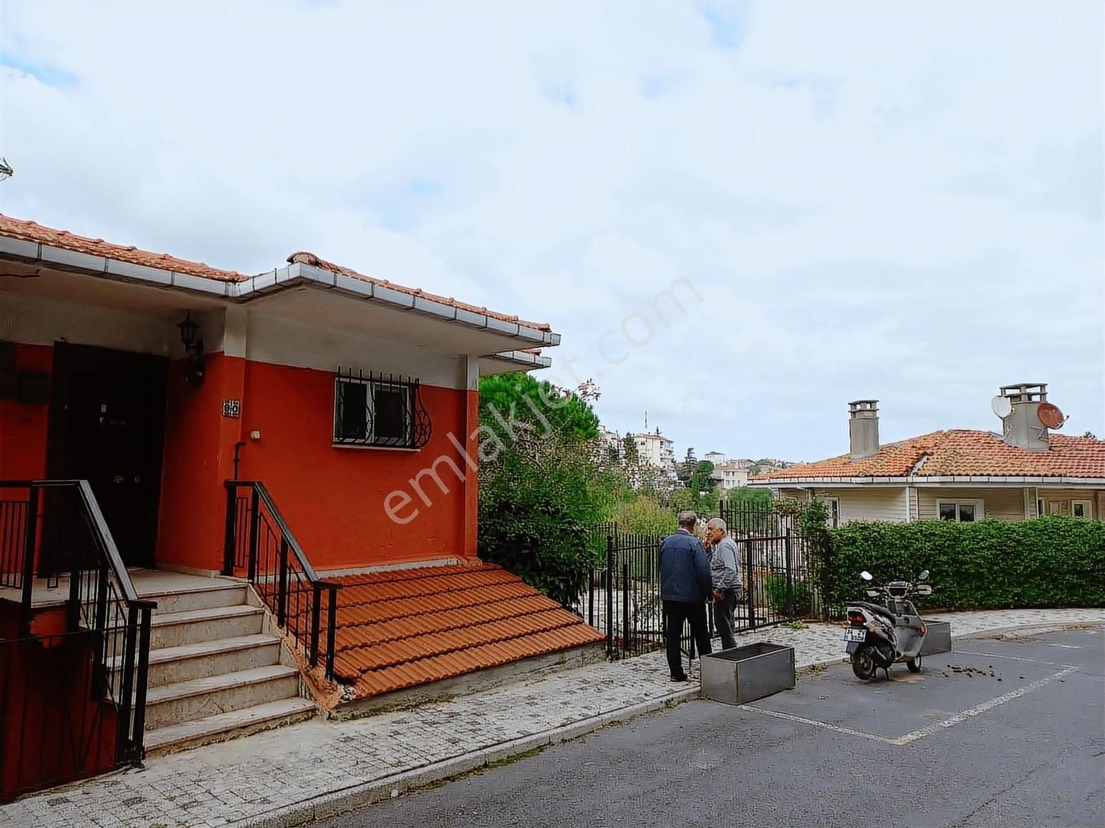 Sarıyer - Tarabya'da Güvenlikli Site İçerisinde Satılık Villa - Görsel 12