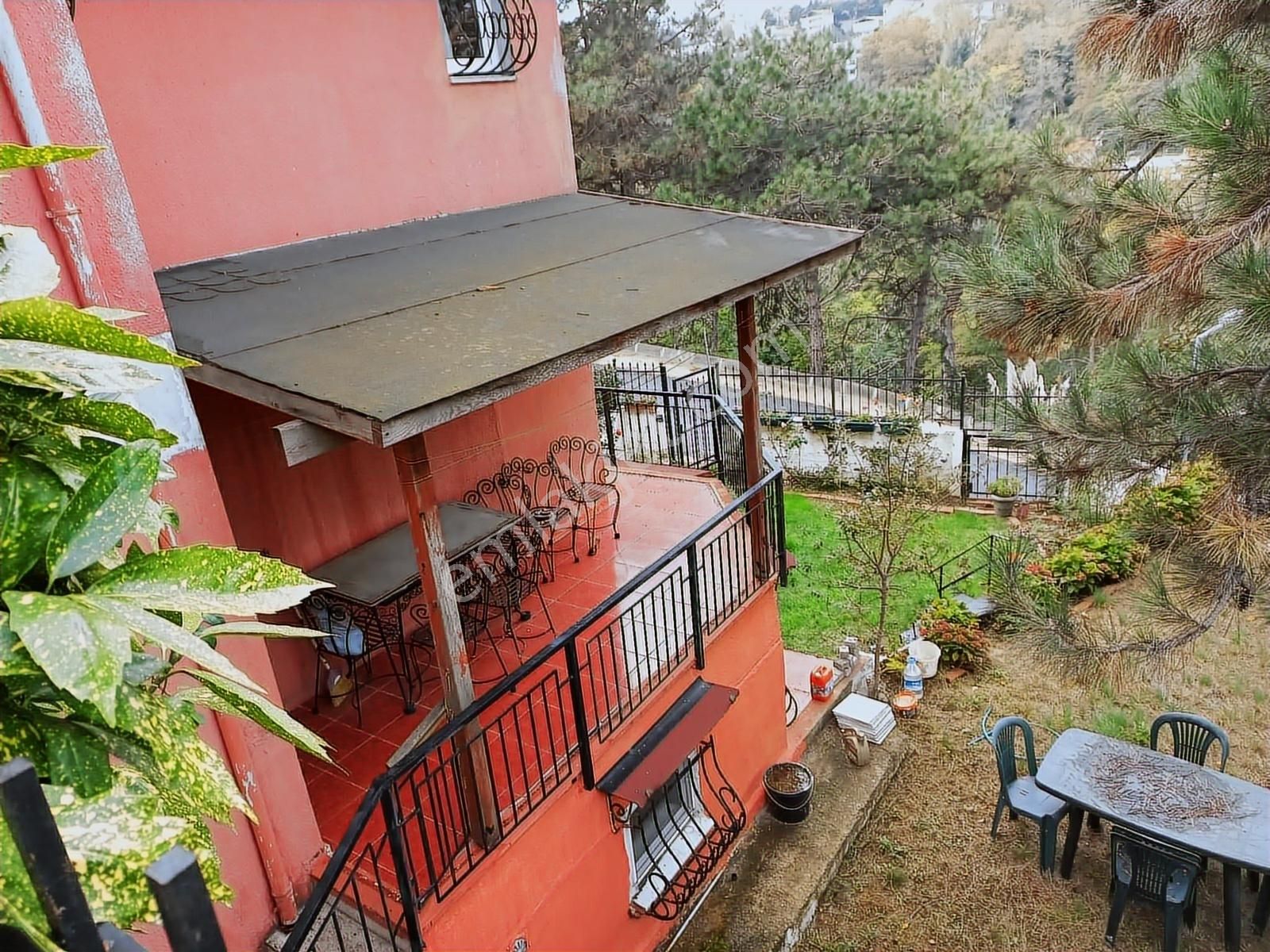 Sarıyer - Tarabya'da Güvenlikli Site İçerisinde Satılık Villa - Görsel 14
