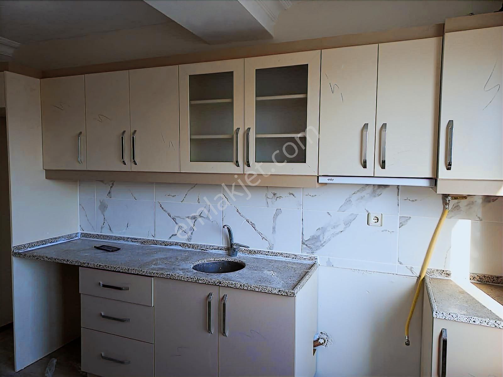 Şeyhsinan Mah.'de Asansörlü, Satılık 3. Kat(3+1), 115 M² Daire - Görsel 4