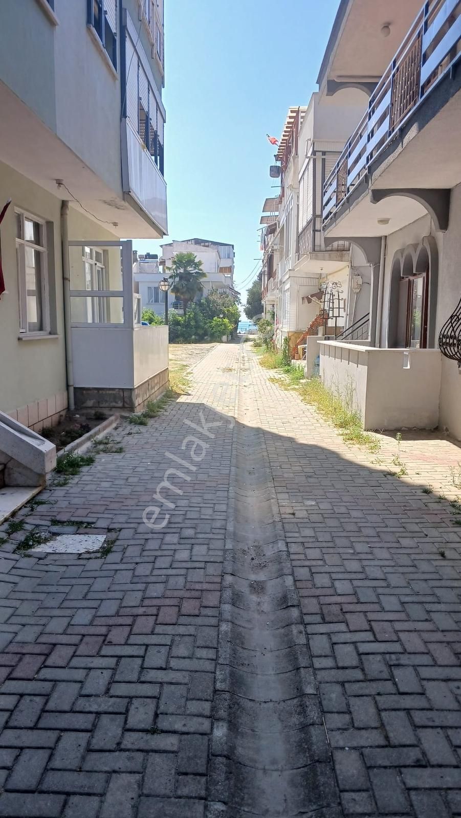 M.ereğlisi-yeniçiftlik-sahil Yakamoz Sitesi'nde Satılık Daire