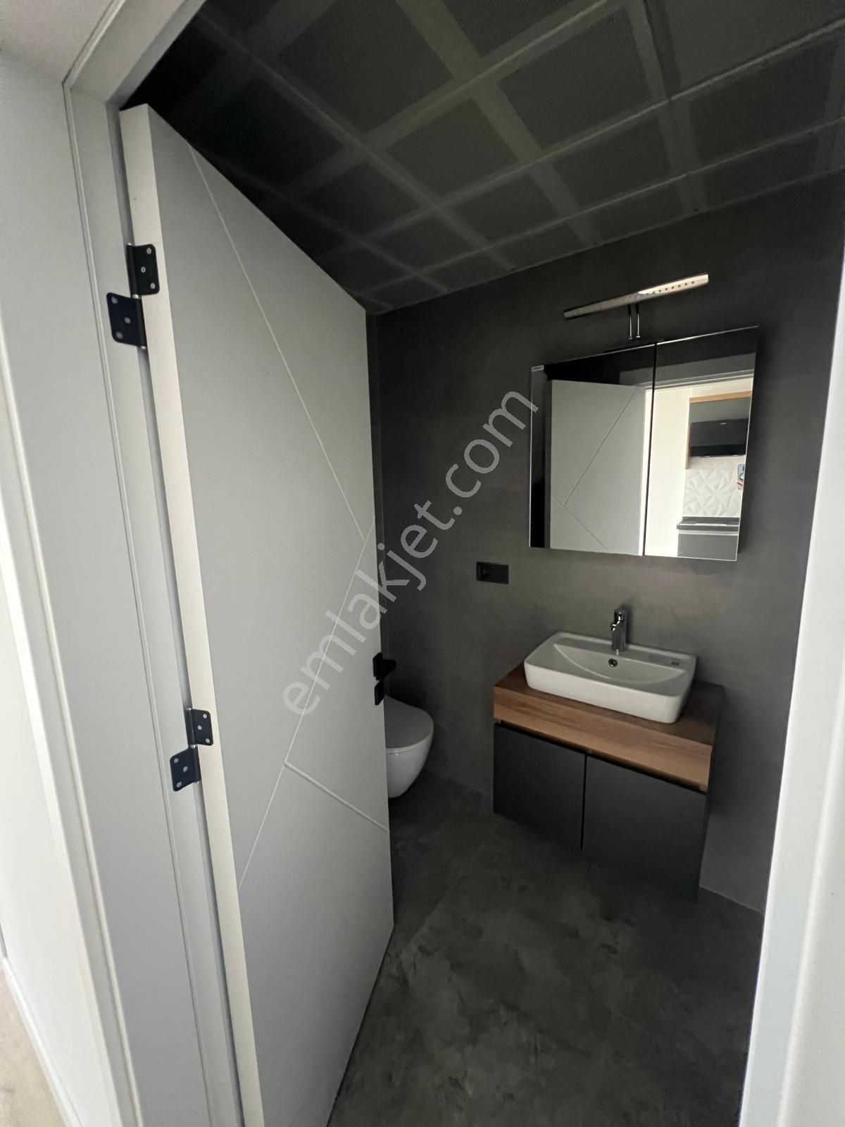 Hürriyet Mahallesinde Lusso Rezidansta 1+1 Kiralık Daire - Görsel 18