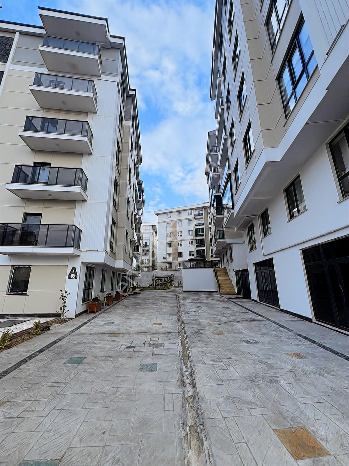 Nefes Park Yanı Öz Eren Park Sitesinde Kiralık (1+1) Sıfır Daire - Görsel 6