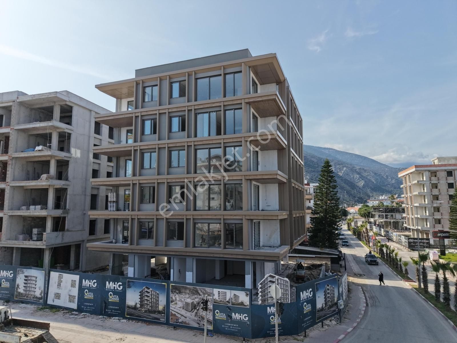 Mükemmel Konumda Deniz Manzaralı Sıfır 2+0 Daire - Görsel 19