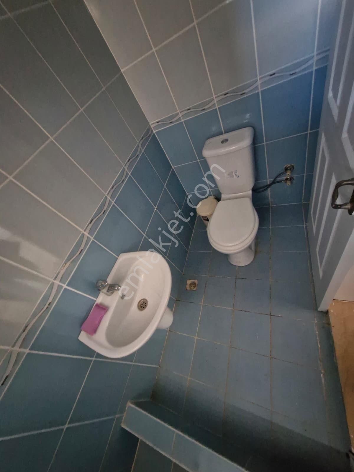 Yurt Mah.de Kiralık 3+1 D.gazlı Eşyalı Daire - Görsel 15