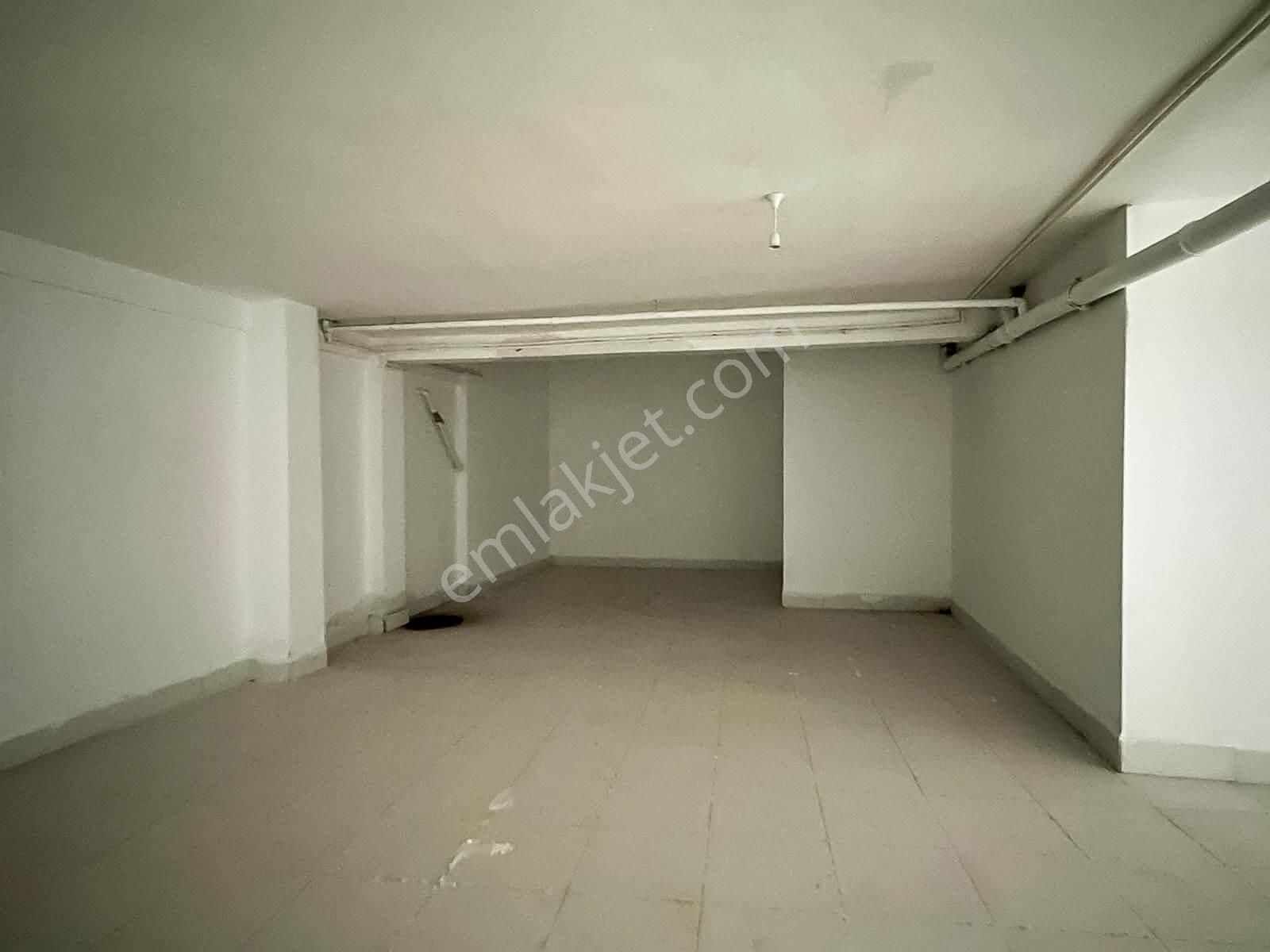 Mahmudiye Mah.de 458m² Tabela Değ. Yüksek 2 Cephe Kiralık Dükkan - Görsel 7