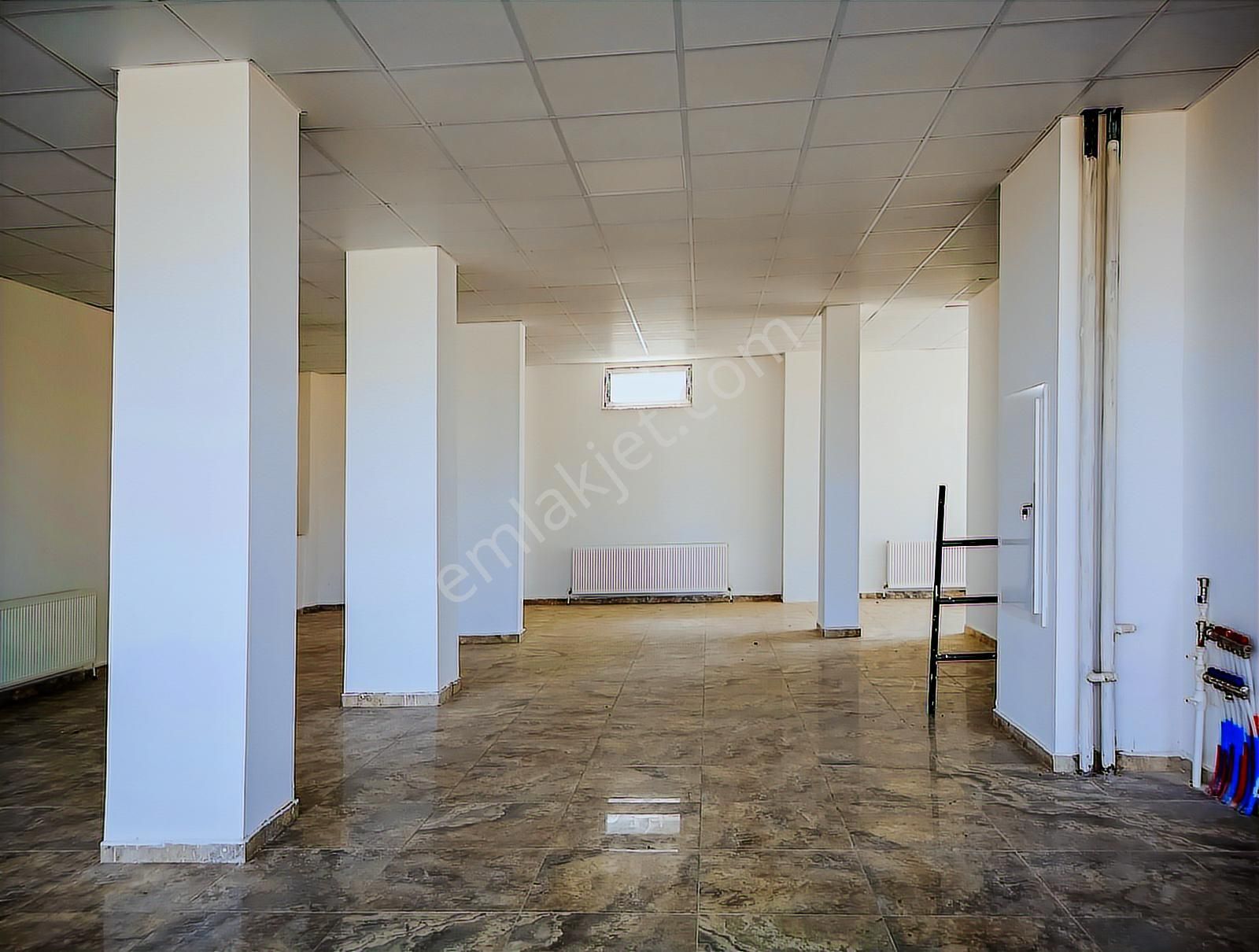 Yenişehir Mahallesinde 705 M² Kiralık Dükkan & Mağaza - Görsel 2