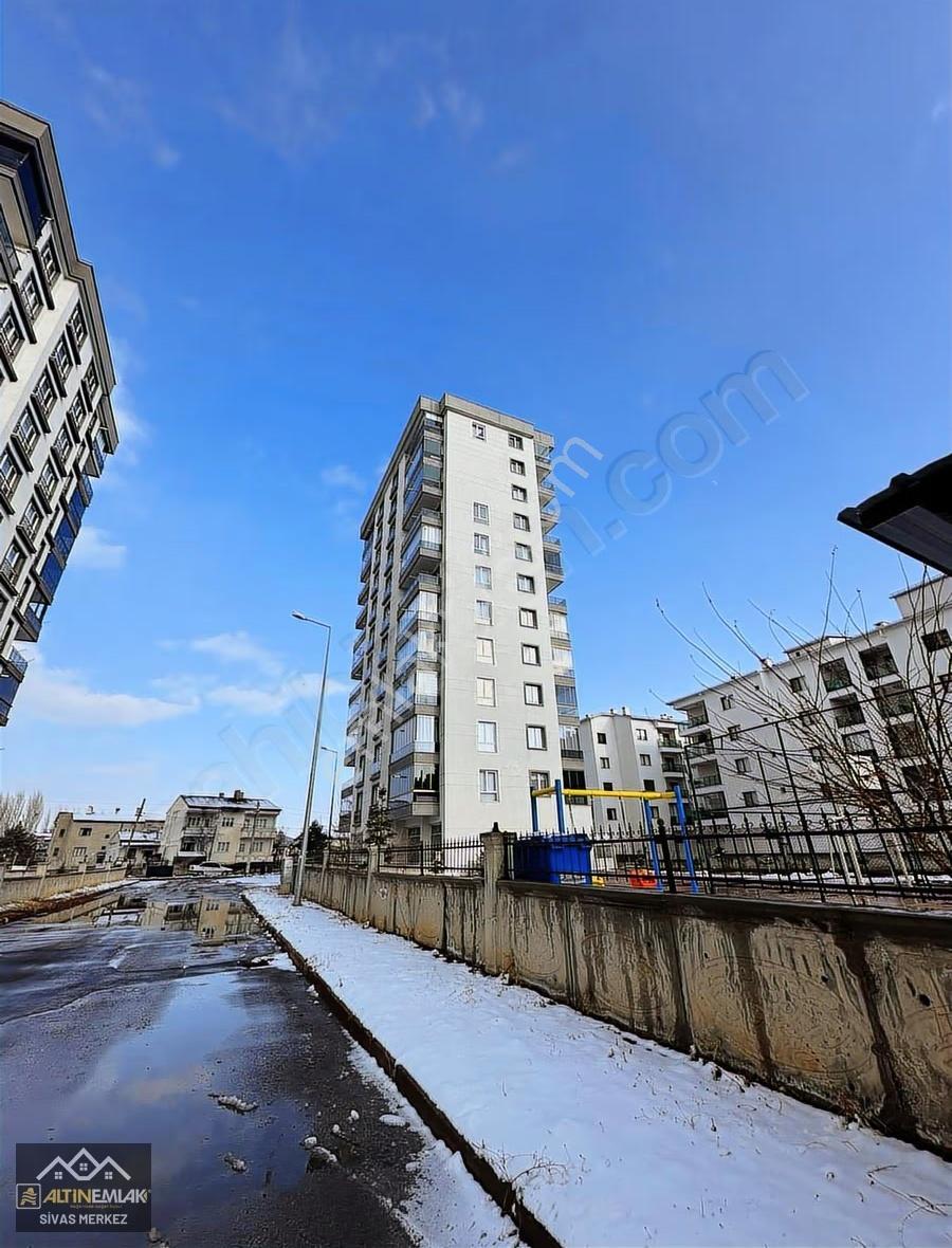 Altın Emlak Satıyor! Yeşilyurt Mah Site İçinde 3+1 Satılık Daire