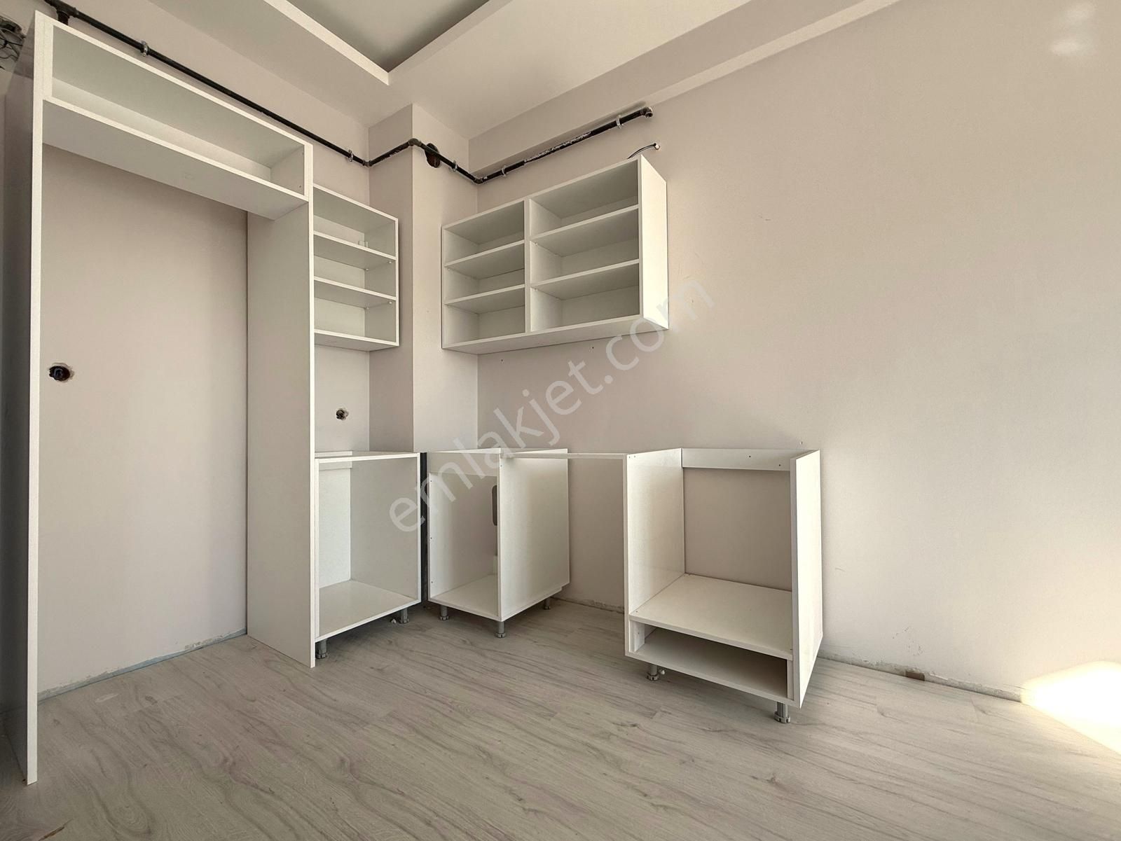 Yeni Bölge İdare Mahkemesine Komşu 1+1 Daire - Görsel 8