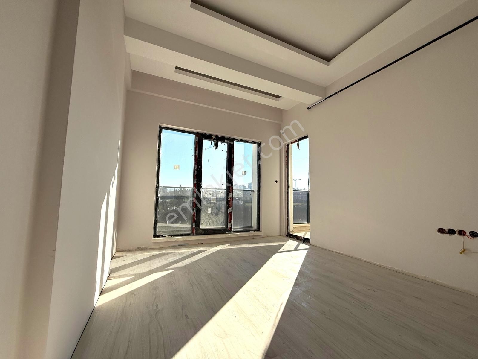 Yeni Bölge İdare Mahkemesine Komşu 1+1 Daire - Görsel 10