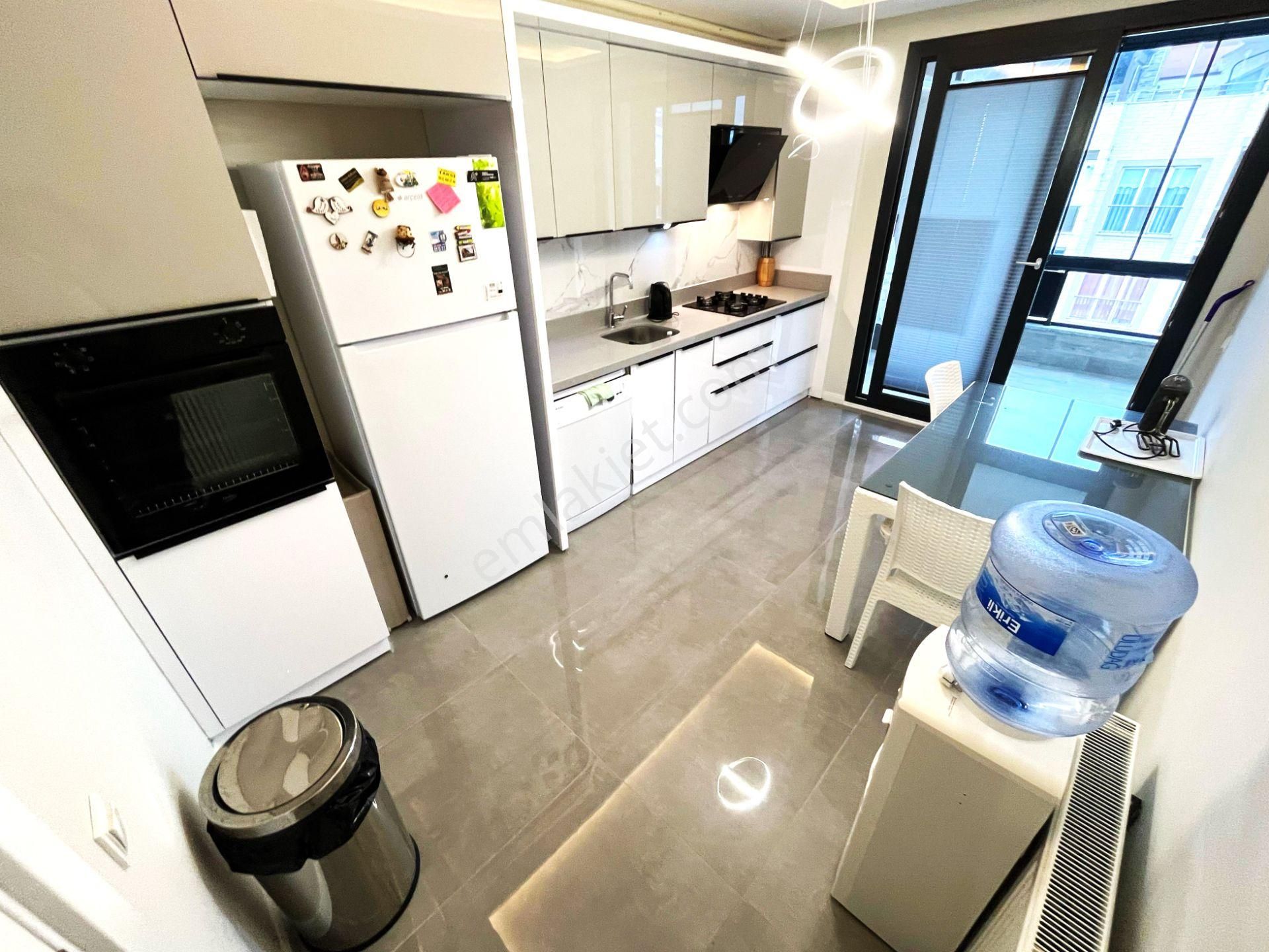 Akçay'da Tek Yetkili Aygülden Muhteşem Doğa Manzarasıyla Geniş Teraslı Asansörlü 4+1 Satılık Dubleks