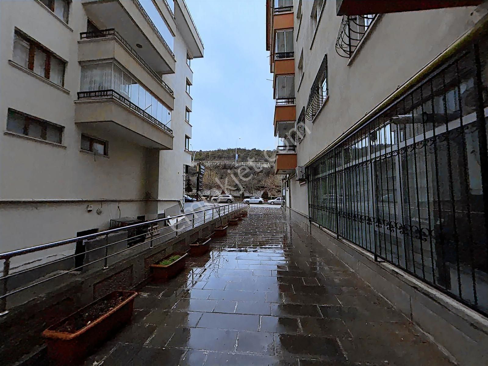 Emakstan/gökkuşağı/osman Tan Caddesinde/ön Cephe/manzaralı 3+1 - Görsel 18