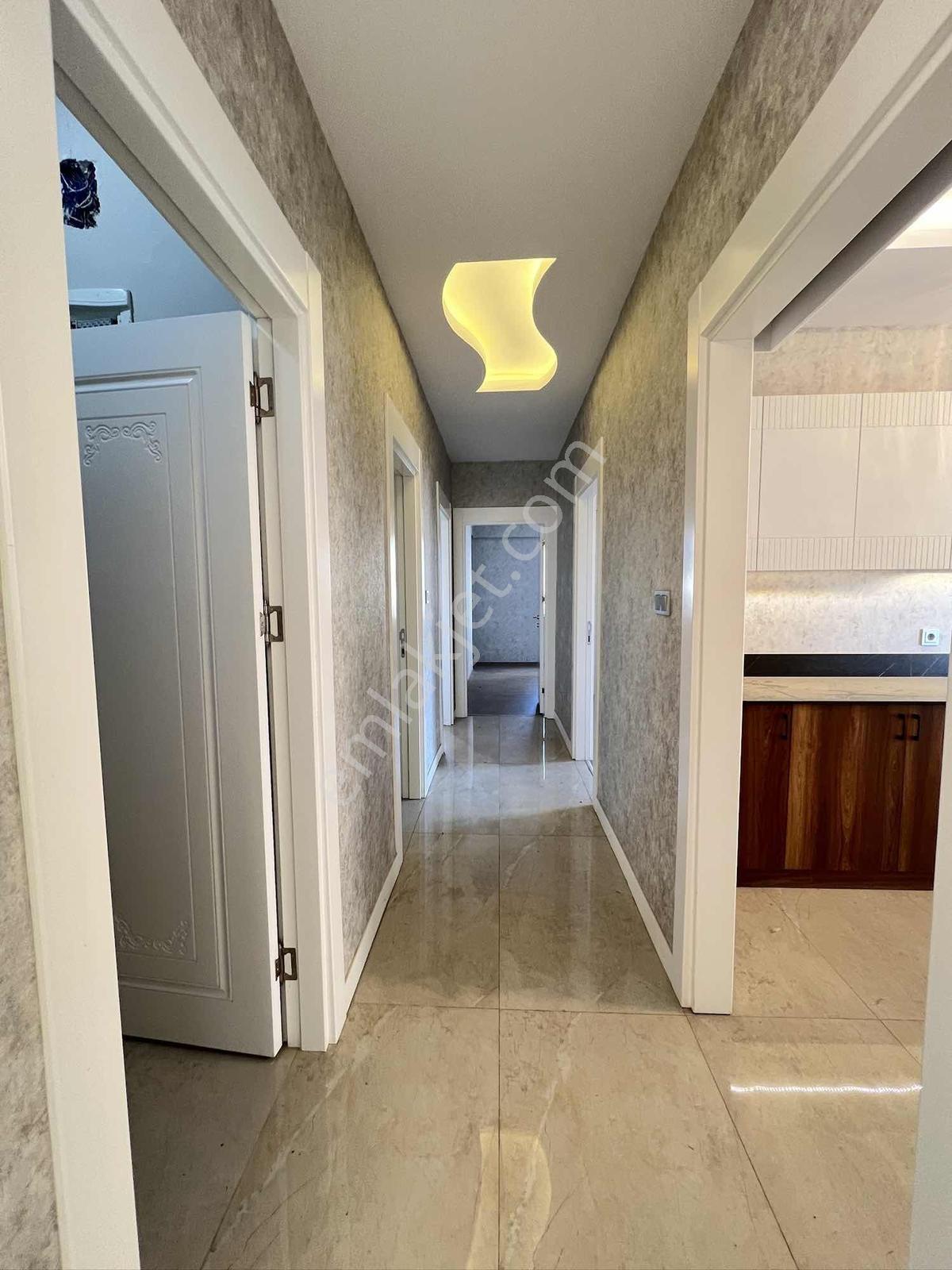 Konumdan Ultra Lüks Tramvaya Yakın 3+1 Kiralık Daire - Görsel 24