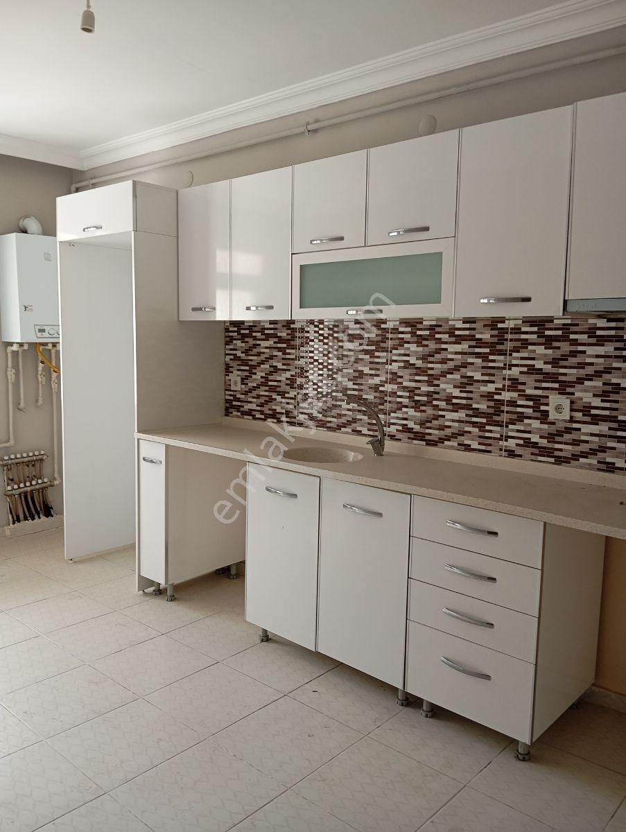 2+1 Geniş 100 Metre Kare Fırsat Satılık Daire