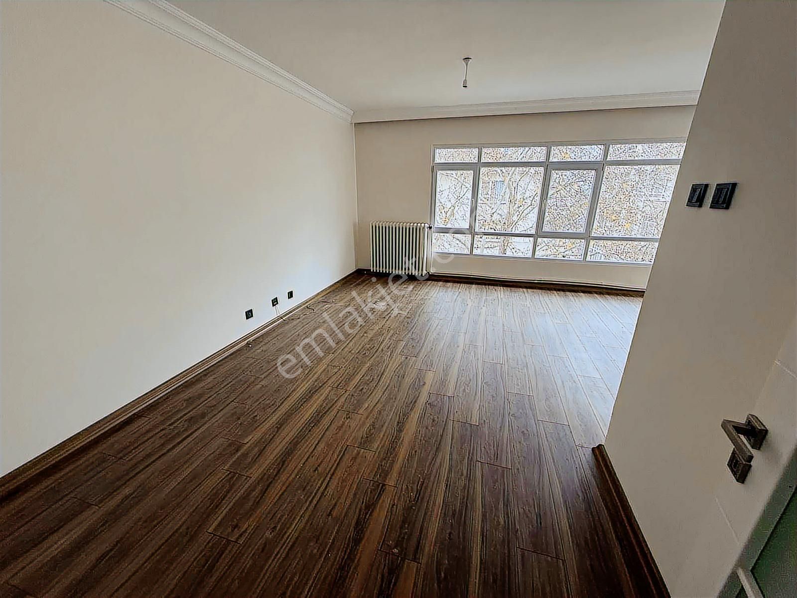 Bahçelievler'de Şerefli Sokak Ful Yapılı 3+1 Kiralık Daire - Görsel 3