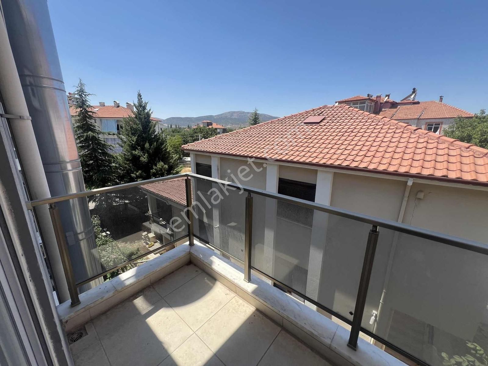 Korkuteli Yeni Mah.de Satılık 2+1 Lüx Daire - Görsel 2