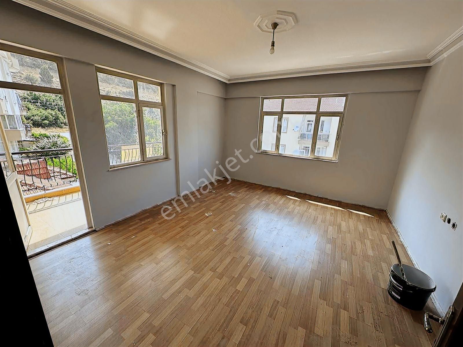 Korkuteli Aşağıpazar Mah.de Hesaplı 2+1 Daire - Görsel 2