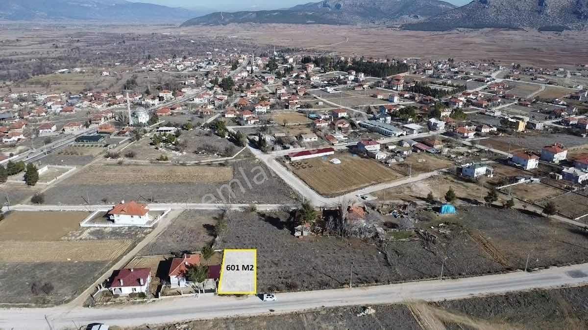 Korkuteli Bozova Mahallesinde Satılık Uygun Fiyatlı 601 M2 Arsa - Görsel 3