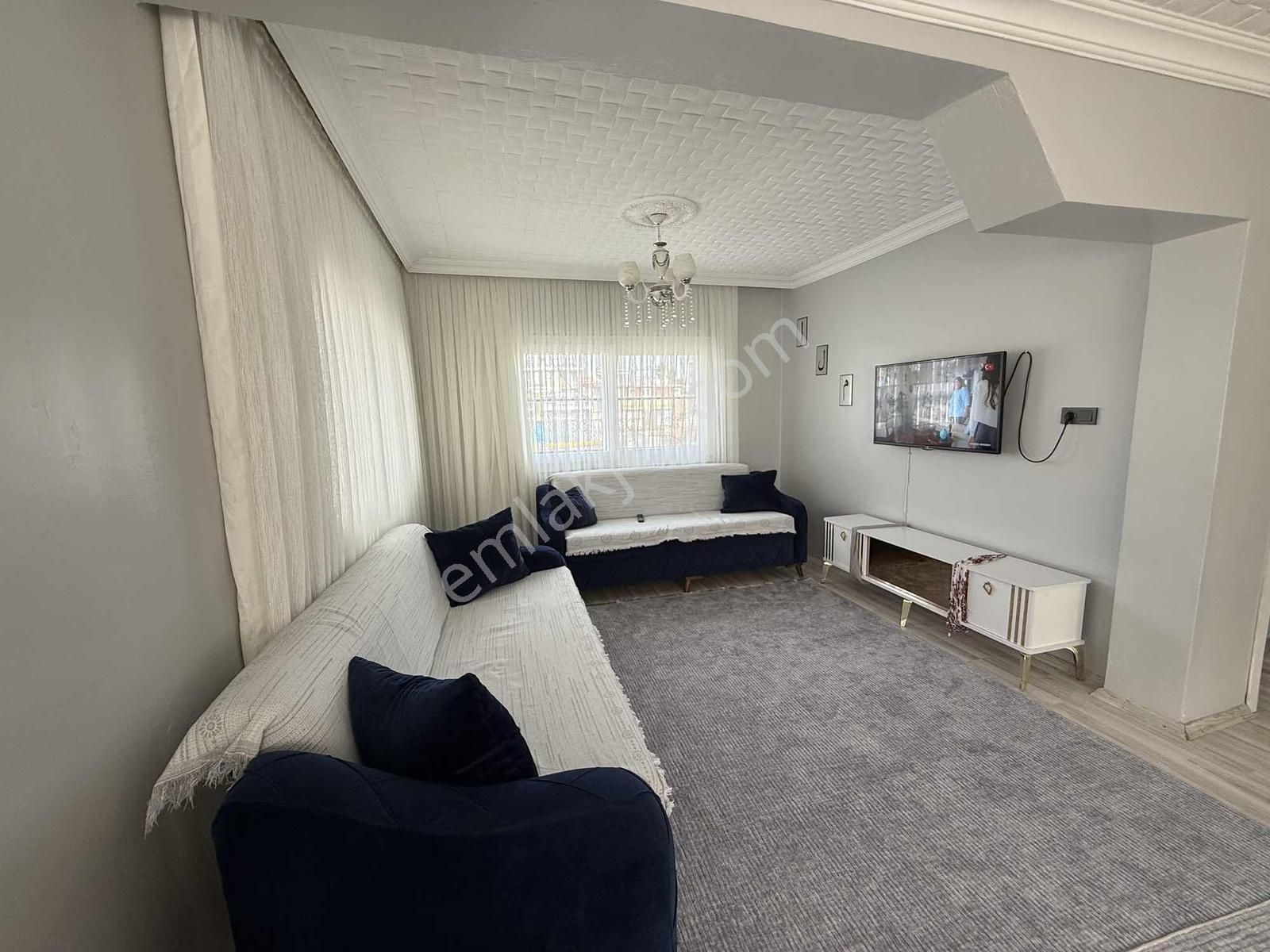 Lavinia'dan Bahçelievler'de 2+1 K.mutfak Satılık Daire - Görsel 2