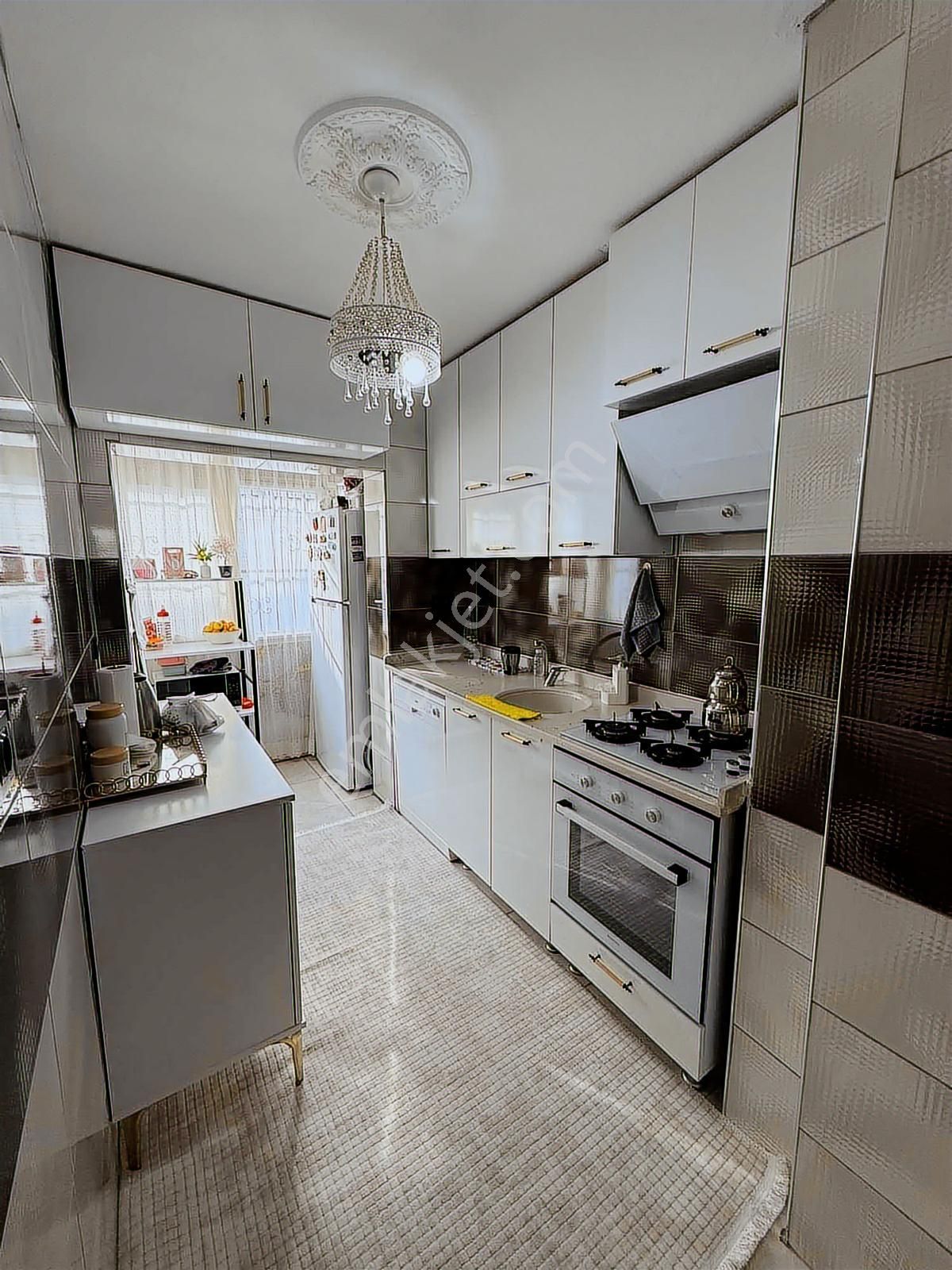 Lavinia'dan Bahçelievler'de 2+1 K.mutfak Satılık Daire - Görsel 32