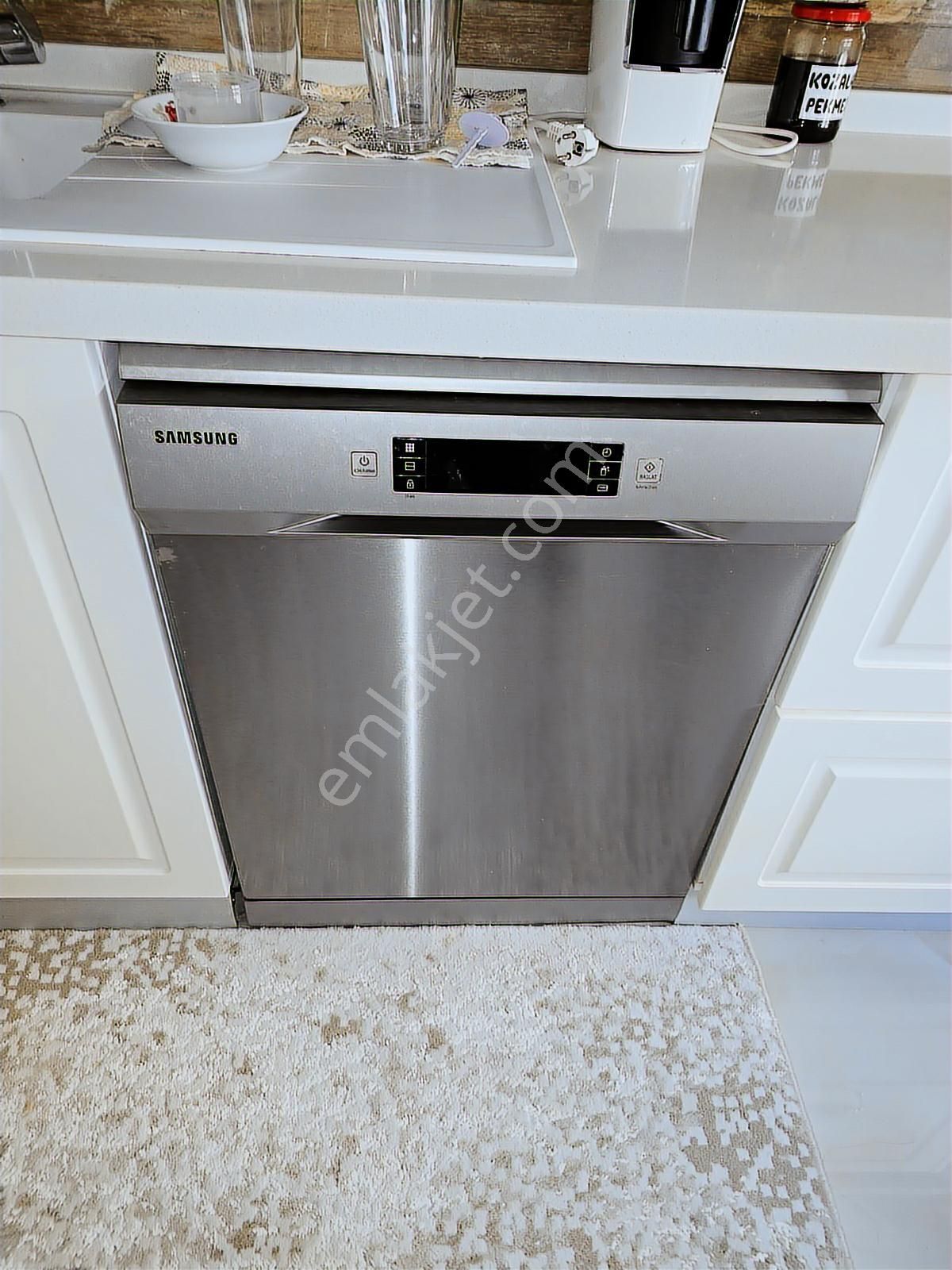 Remax Arma'dan Seyfidemirsoy Hastane Yakını 2+1 130 M2 Eşyalı - Görsel 4