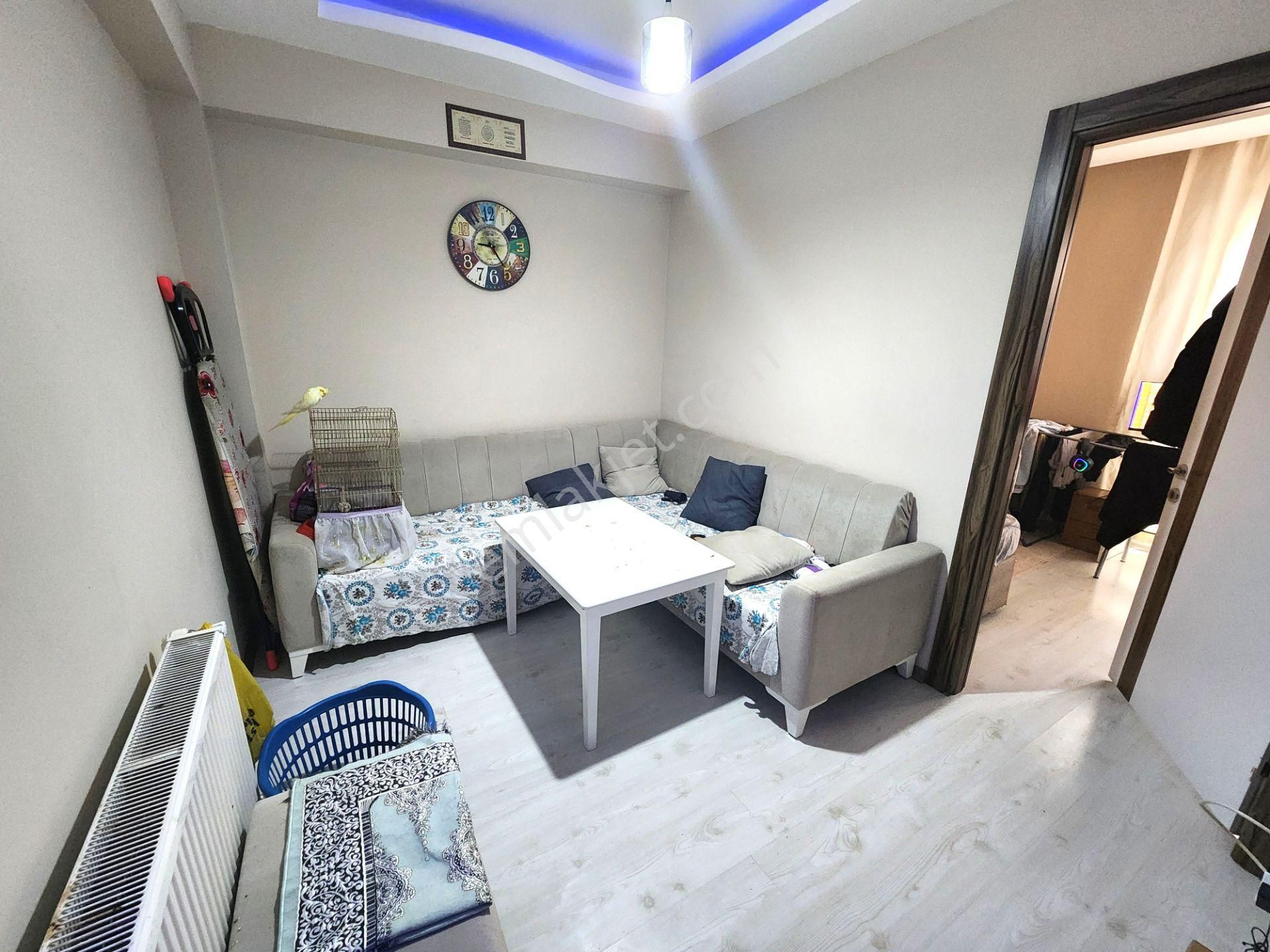 Remax Arma’dan, Buca Atatürk Mah.de, 2+1, Eşyalı, Satılık Daire