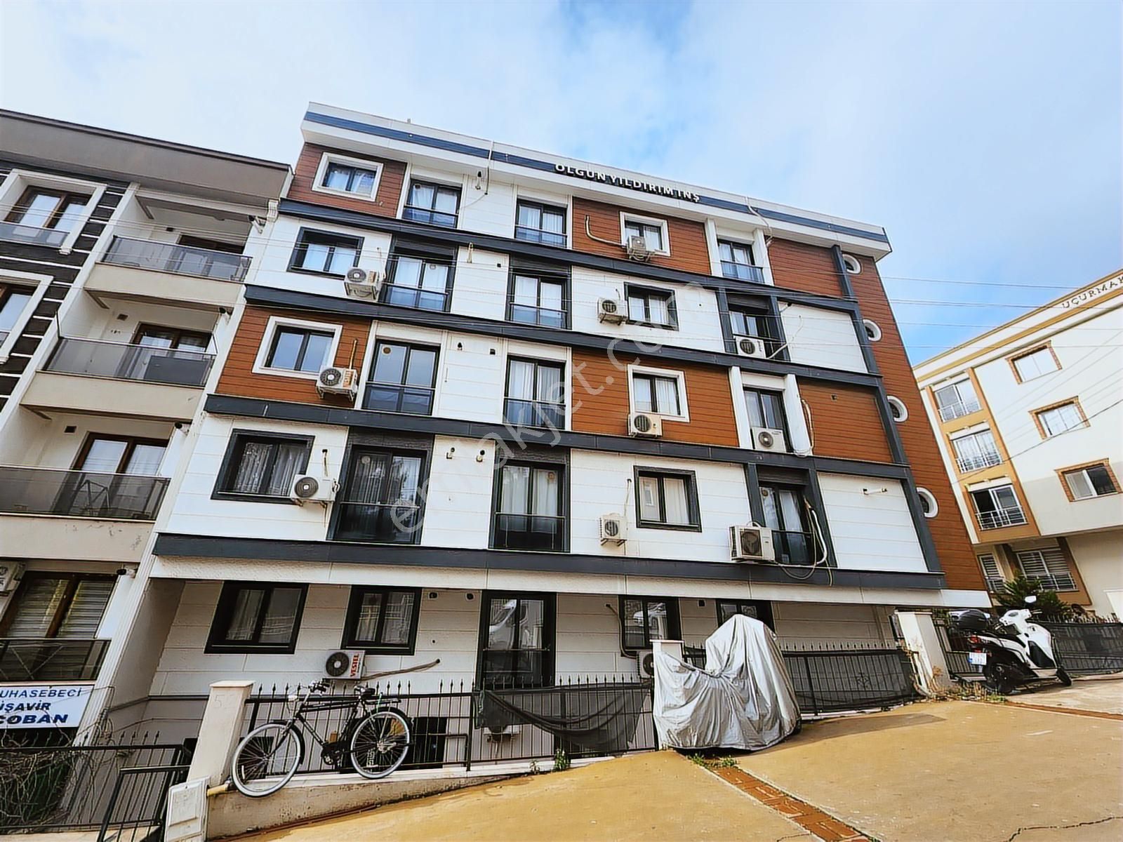 Remax Armadan, Buca Atatürk Mah.de, 2+1, Eşyalı, Satılık Daire - Görsel 11