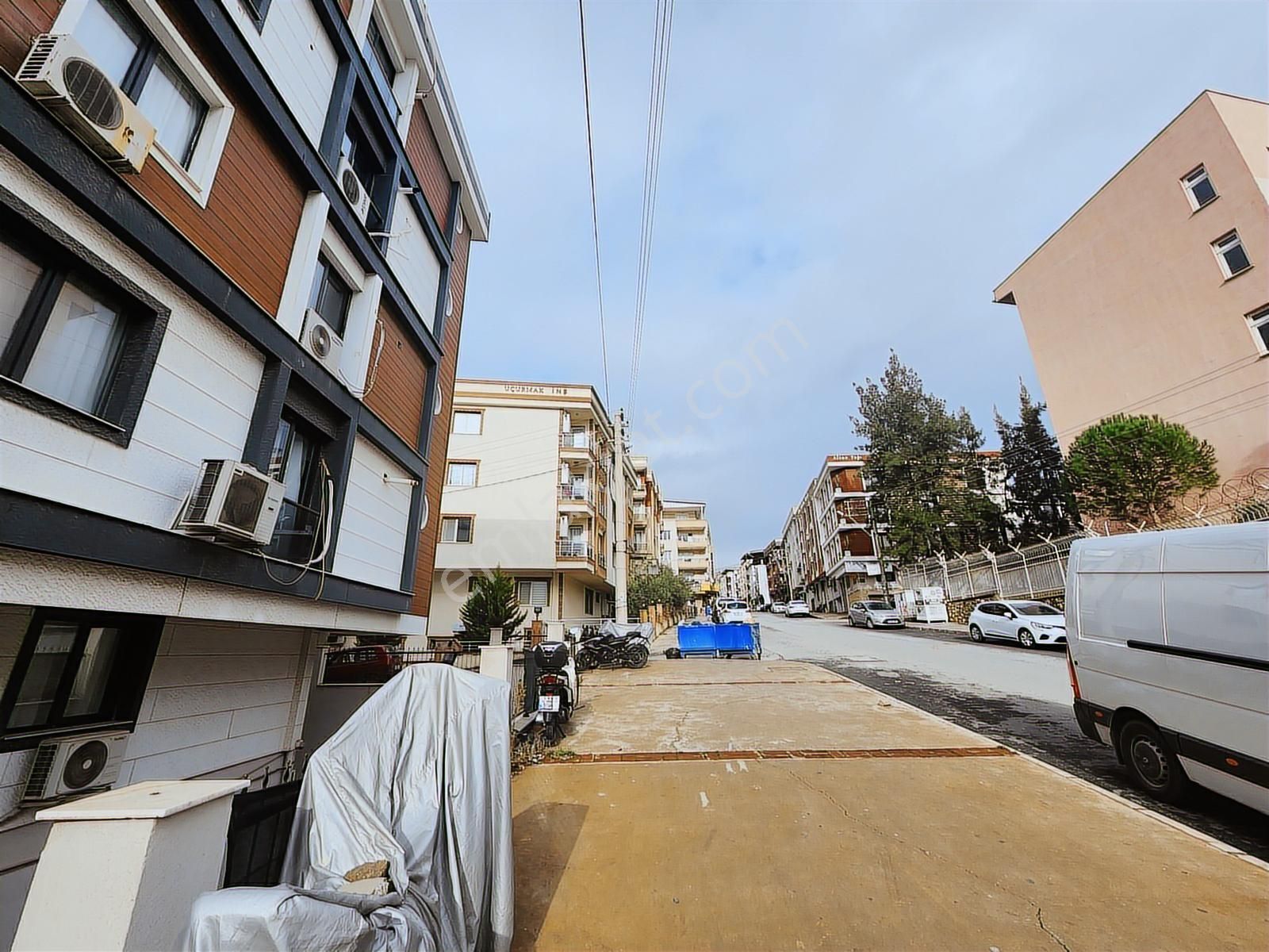 Remax Armadan, Buca Atatürk Mah.de, 2+1, Eşyalı, Satılık Daire - Görsel 18