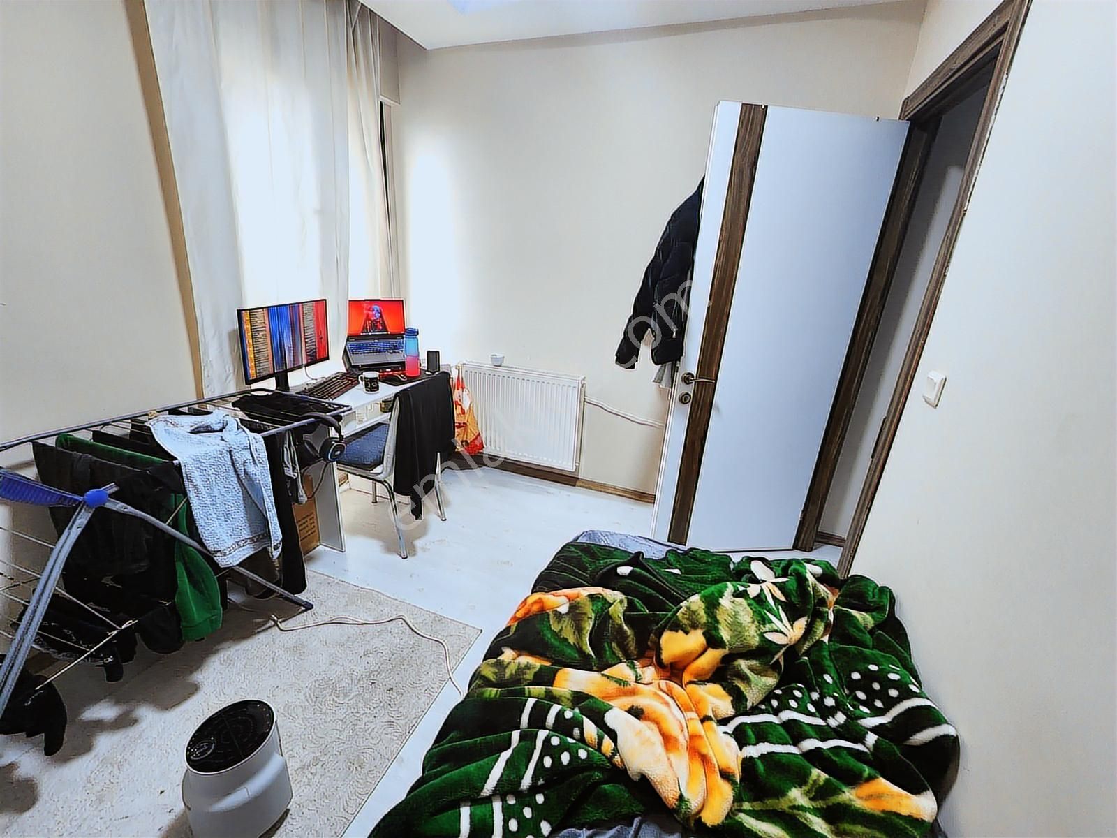 Remax Armadan, Buca Atatürk Mah.de, 2+1, Eşyalı, Satılık Daire - Görsel 3