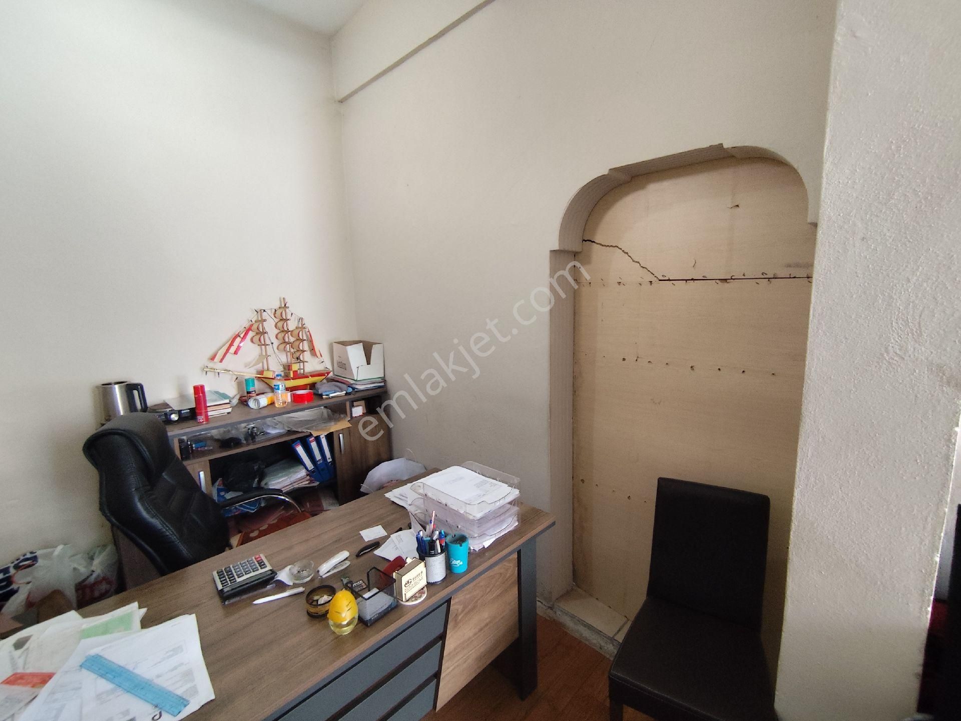 Remax Land'den Mimar Sinan Cephe Geniş Ön Tarafı - Görsel 24