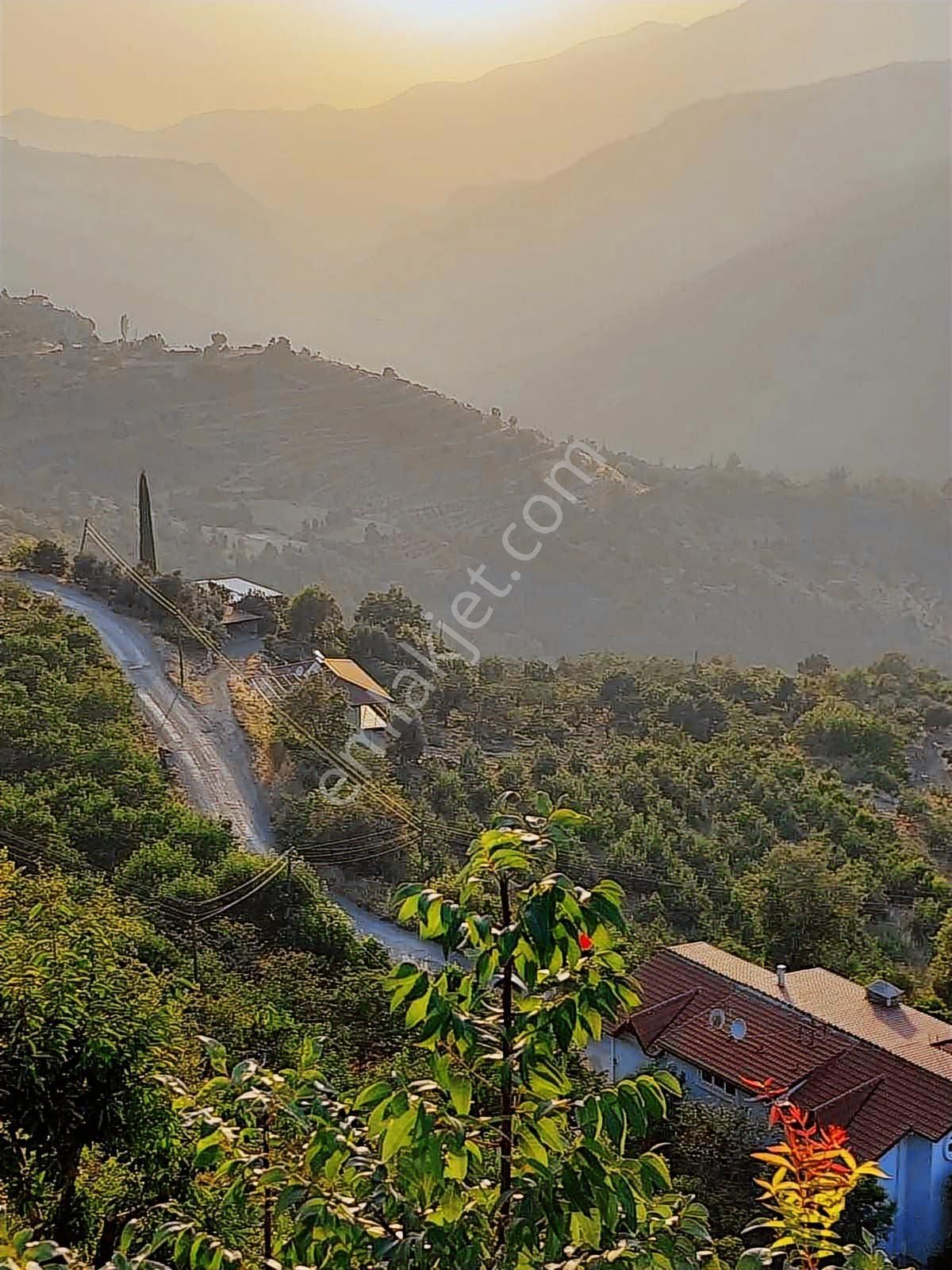 Doğanca Mahallesinde Muhteşem Manzaralı 38 Dönüm Arsa Ve Villa - Görsel 22