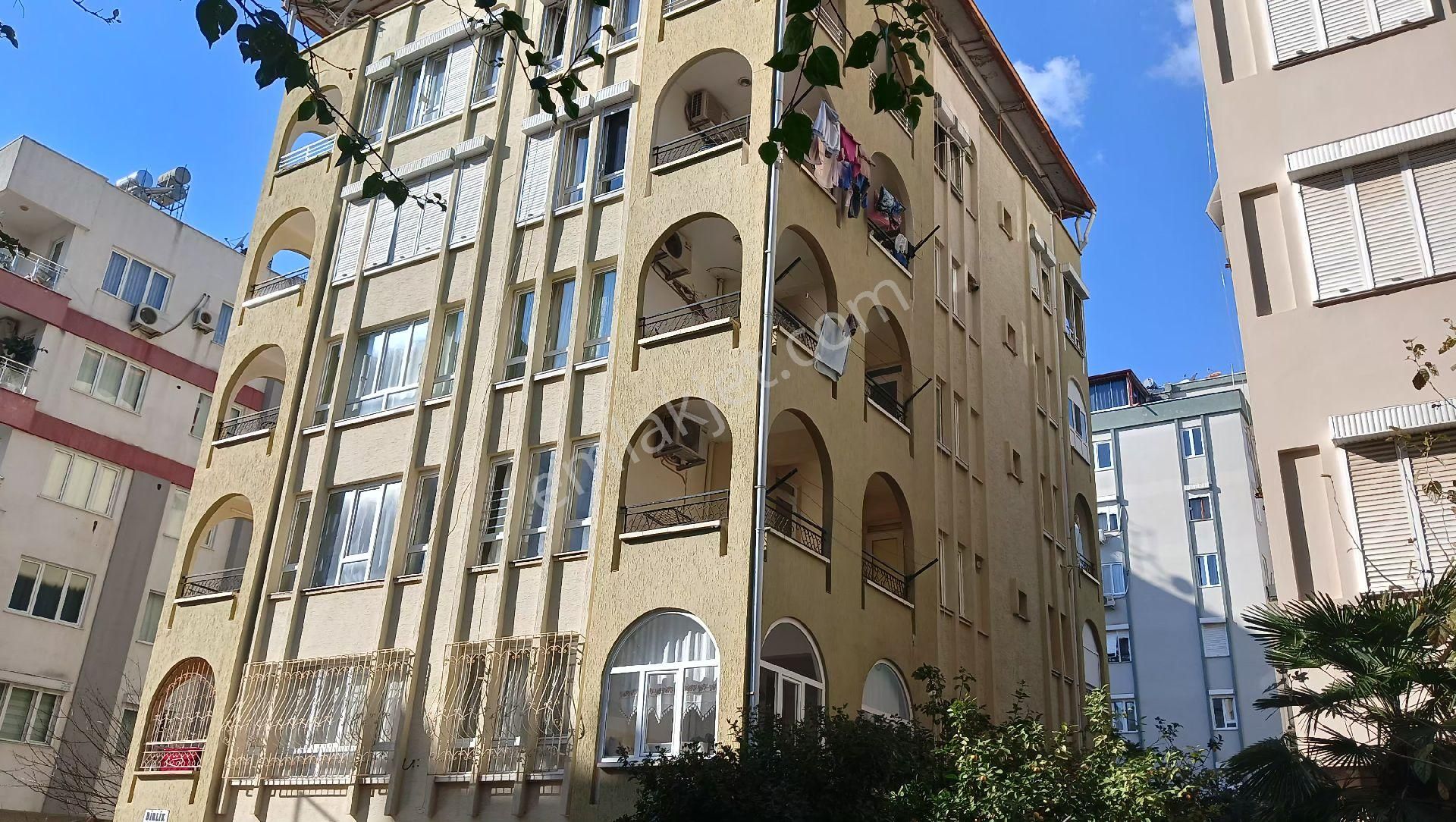 Terrahomes Gayrimenkul Altinkum'da Katta Tek Daire Satılık 3+1 - Görsel 6