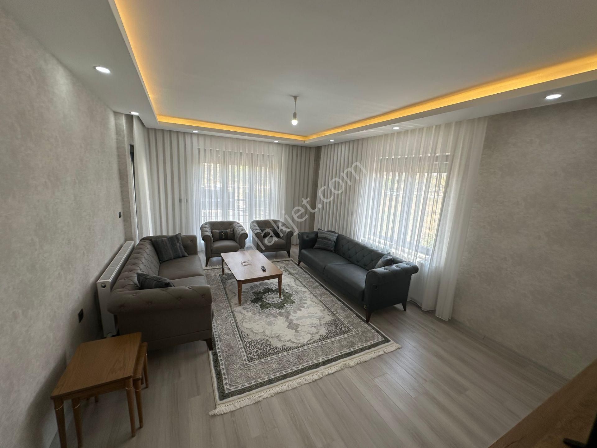 Cumhuriyet Mah.toki Girişinde Tek Kat 768m2 Villa Komple Eşyalı - Görsel 10