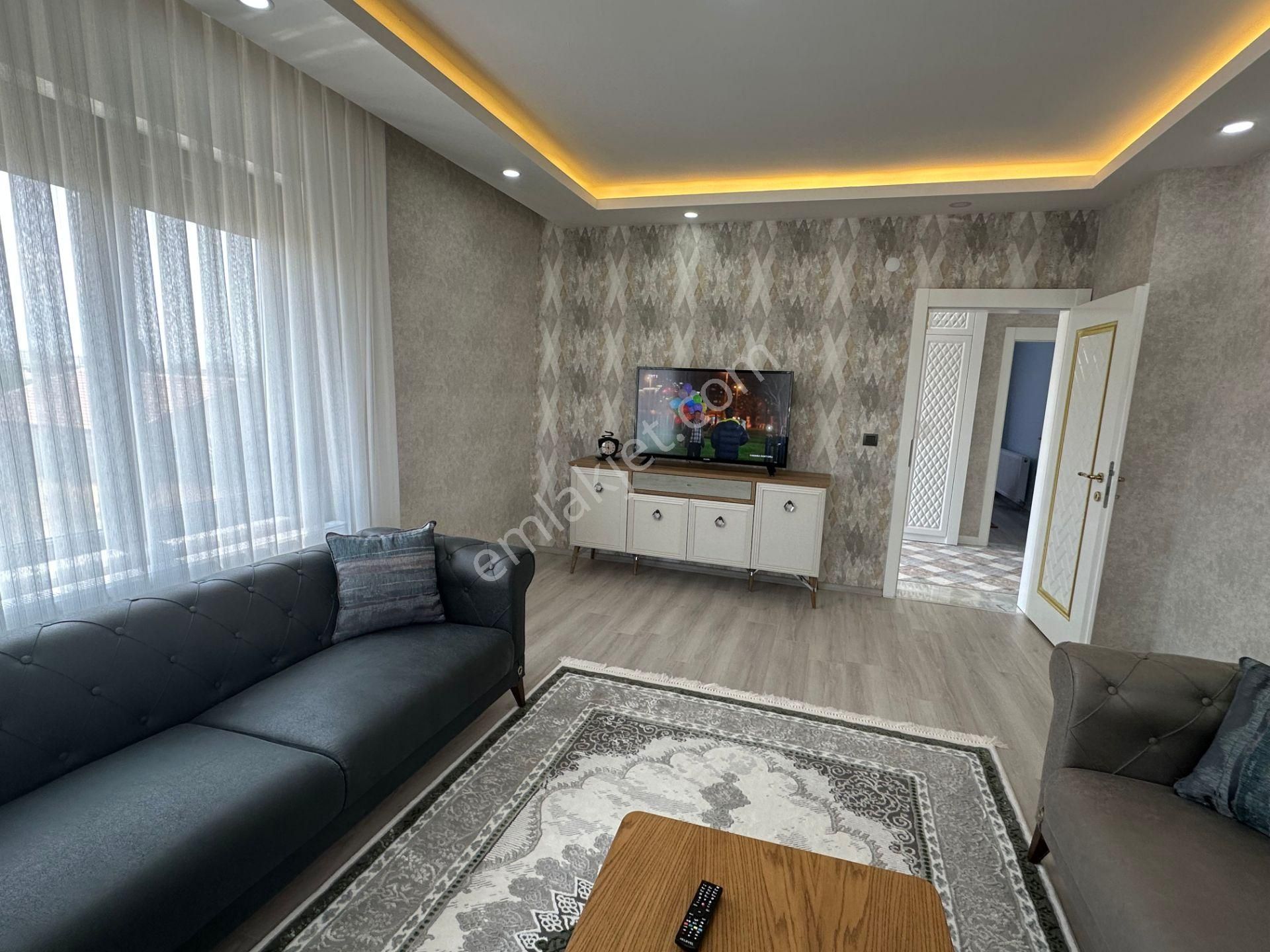 Cumhuriyet Mah.toki Girişinde Tek Kat 768m2 Villa Komple Eşyalı - Görsel 12