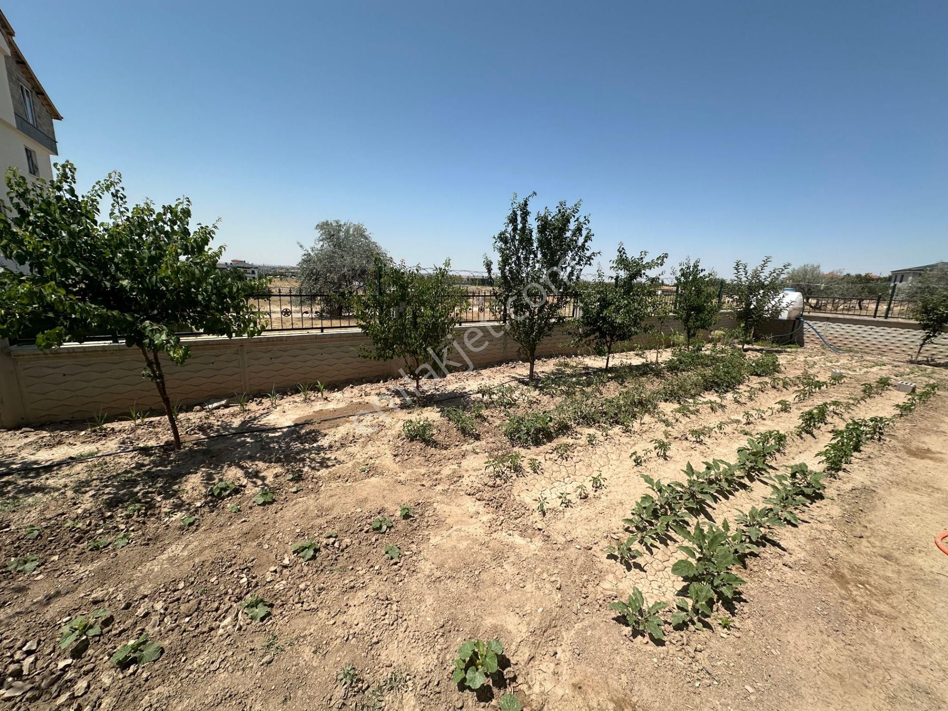 Cumhuriyet Mah.toki Girişinde Tek Kat 768m2 Villa Komple Eşyalı - Görsel 7
