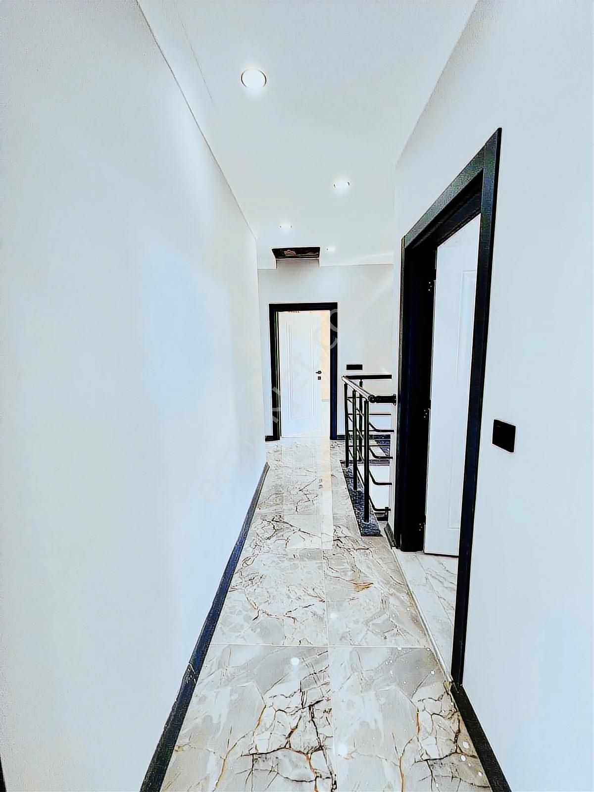 Mega Yapıdan 320m² Arsa İçinde Deniz Manzaralı 5+1 Lüx Müstakil - Görsel 17