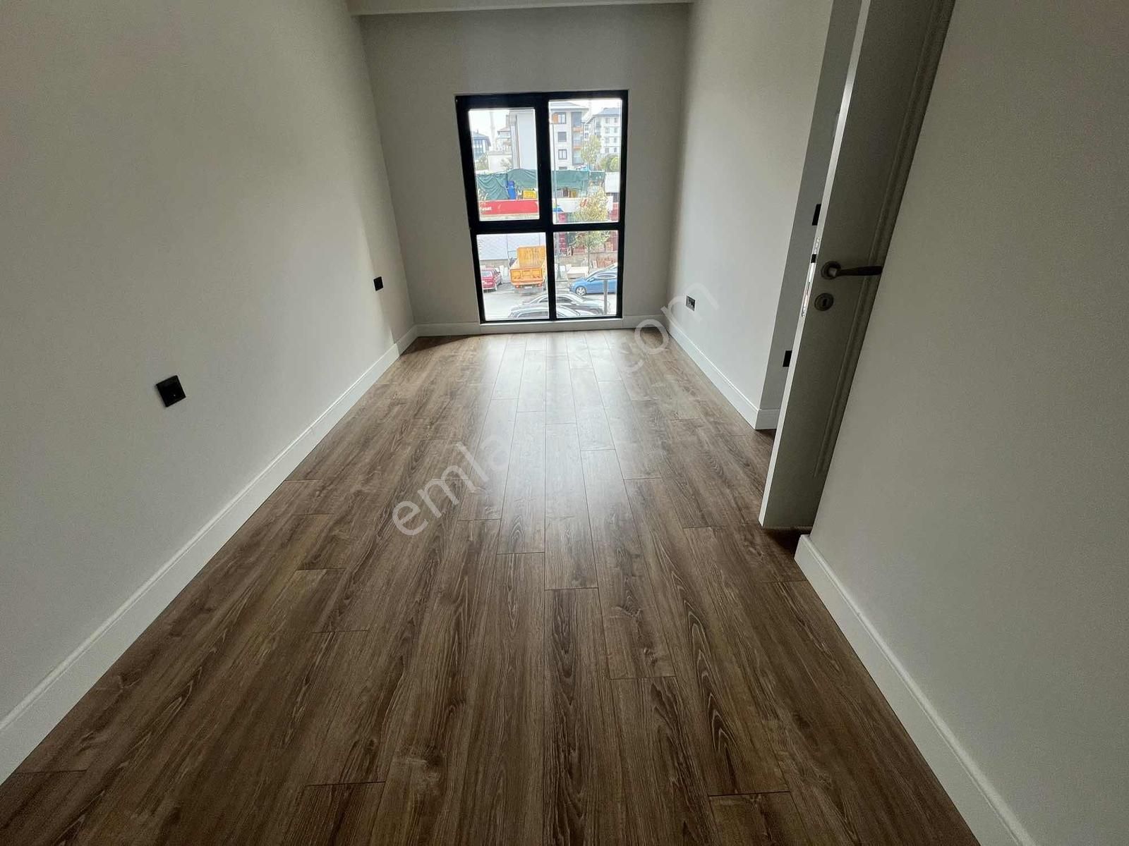 Üsküdar Mehmet Akif Ersoy Mah Kiralık Sıfır 2+1 Daire - Görsel 8