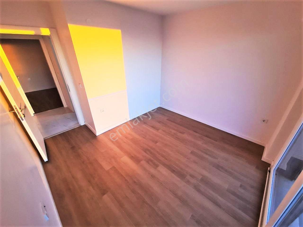 Aygül'den Pelitköy'de Akşam Güneşine Doyamayacağınız Deniz Manzaralı Sıfır Site İçi 4+1satılık Villa - Görsel 23