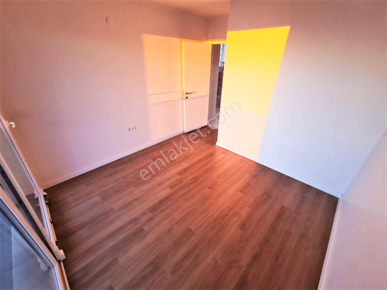 Aygül'den Pelitköy'de Akşam Güneşine Doyamayacağınız Deniz Manzaralı Sıfır Site İçi 4+1satılık Villa - Görsel 29