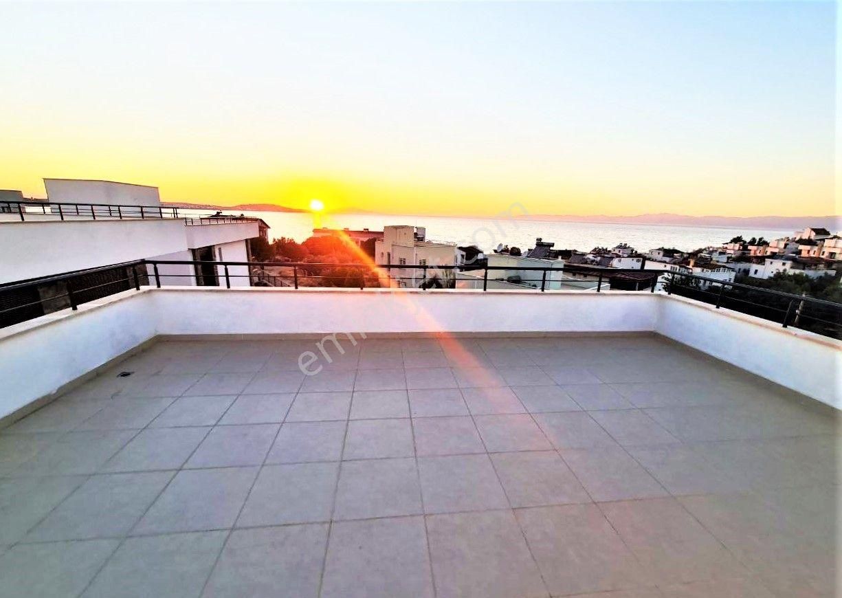 Aygül'den Pelitköy'de Akşam Güneşine Doyamayacağınız Deniz Manzaralı Sıfır Site İçi 4+1satılık Villa - Görsel 34