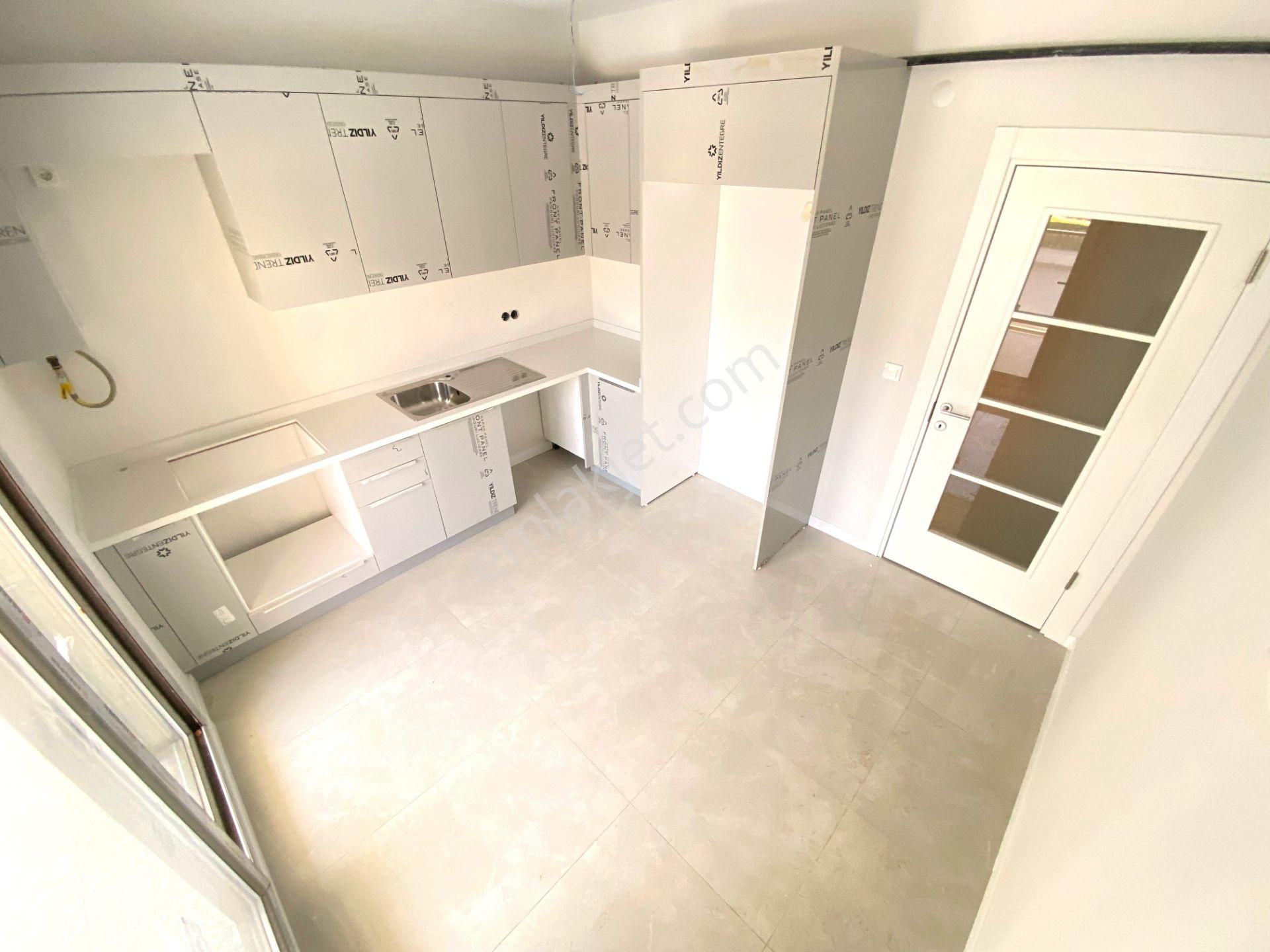 Burhaniye Ören'de Aygül'den Site İçin'de Yerden Isıtmalı Havuzlu Otoparklı Lüks 2+1 Satılık Daireler - Görsel 6