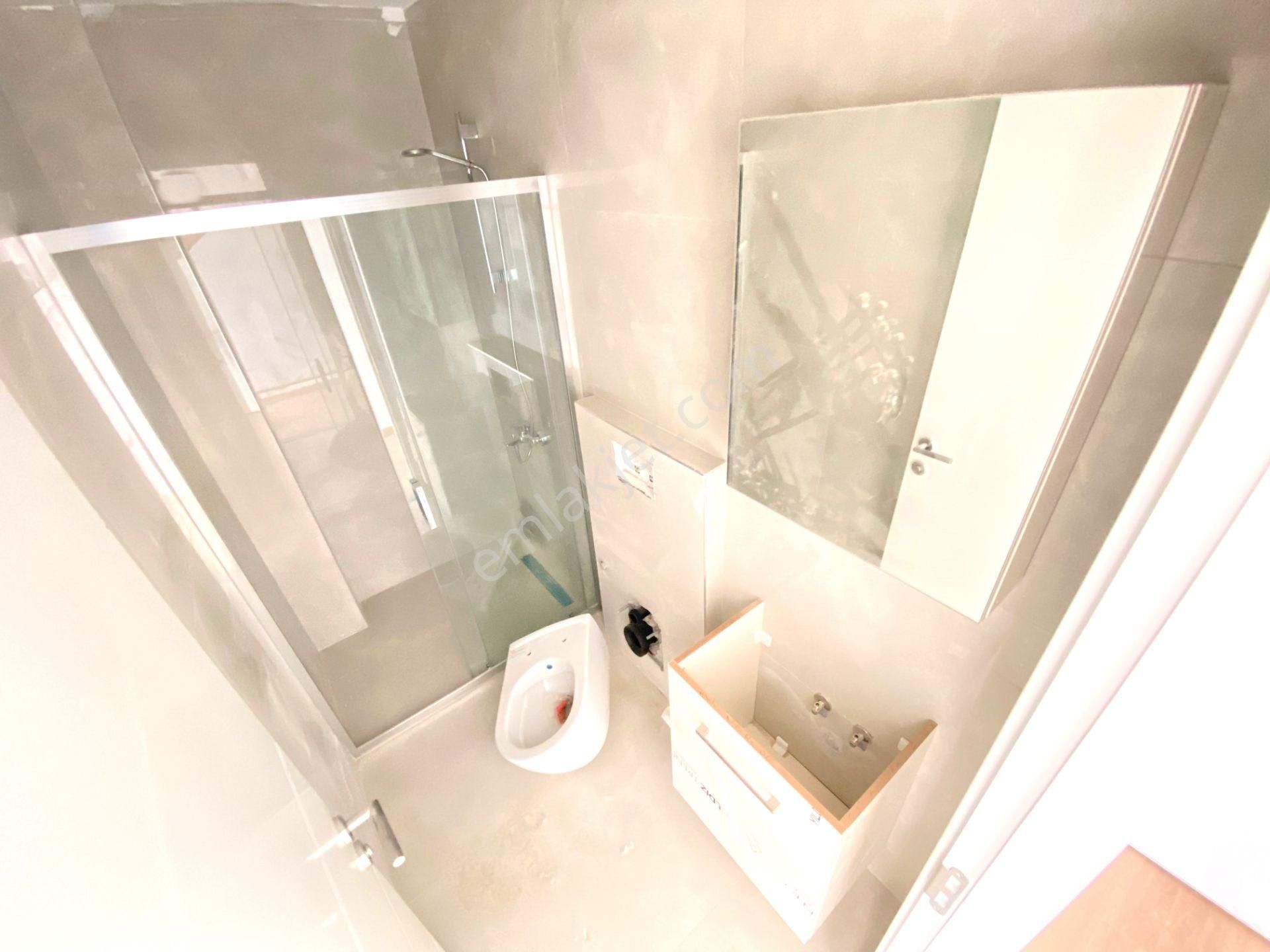 Burhaniye Ören'de Aygül'den Site İçin'de Yerden Isıtmalı Havuzlu Otoparklı Lüks 2+1 Satılık Daireler - Görsel 21